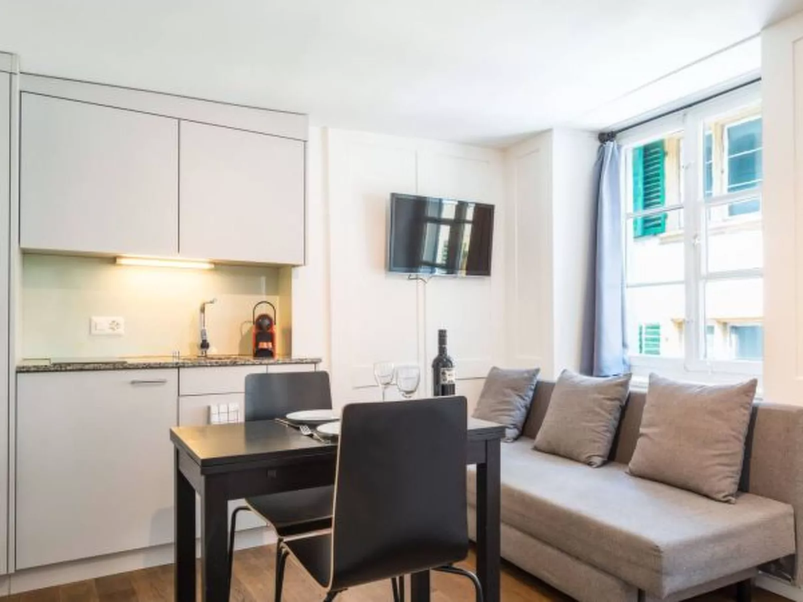 ZH Gasse 2 – HITrental Schmidgasse Apartment - Inside