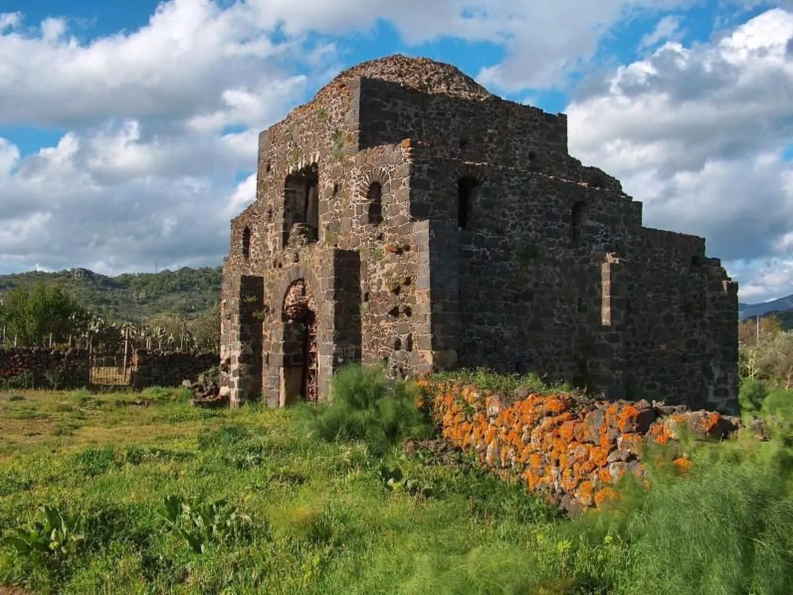 Etna Snow&Sea - Outside