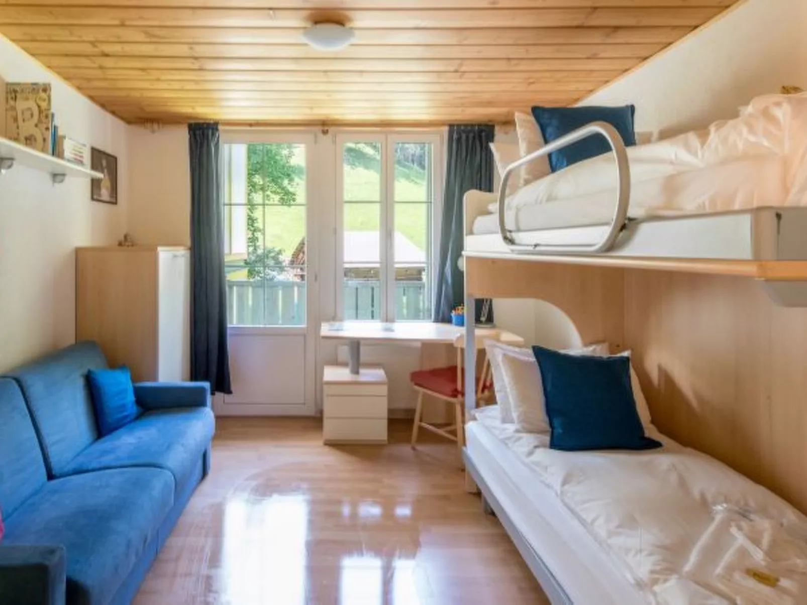 Chalet Hunnenfluh - Inside