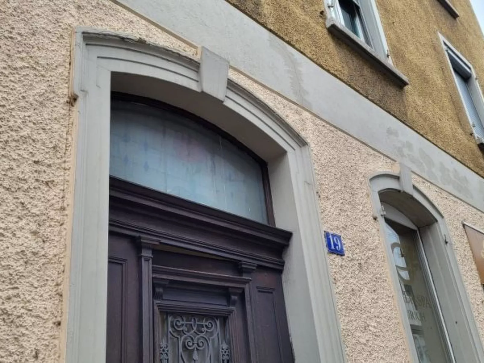 ZH Bellevue 3 - HITrental Seefeld Apartment - Draußen