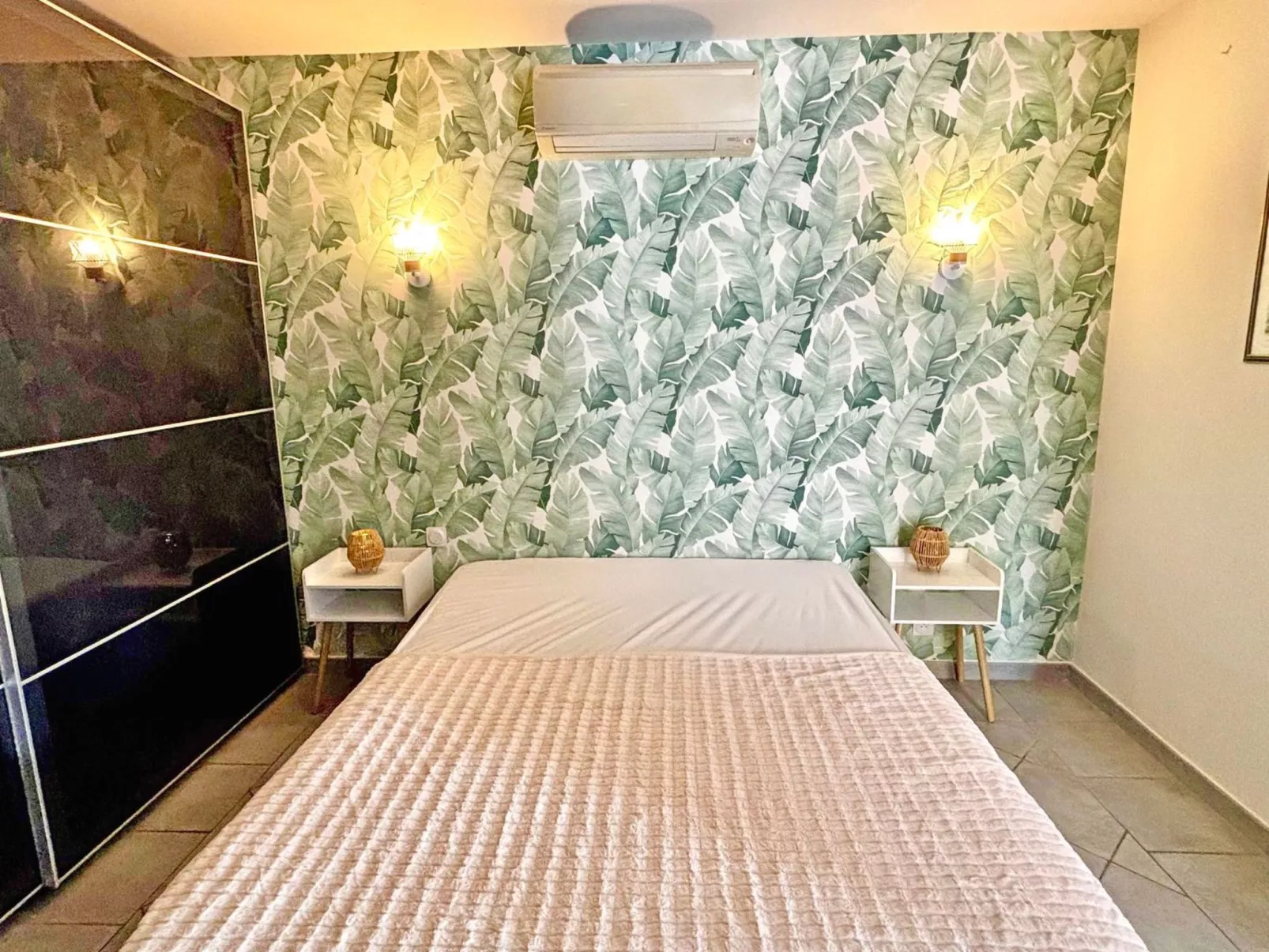 Haus 5 pers - Swimmingpool- Klimaanlage- WiFi - Drinnen