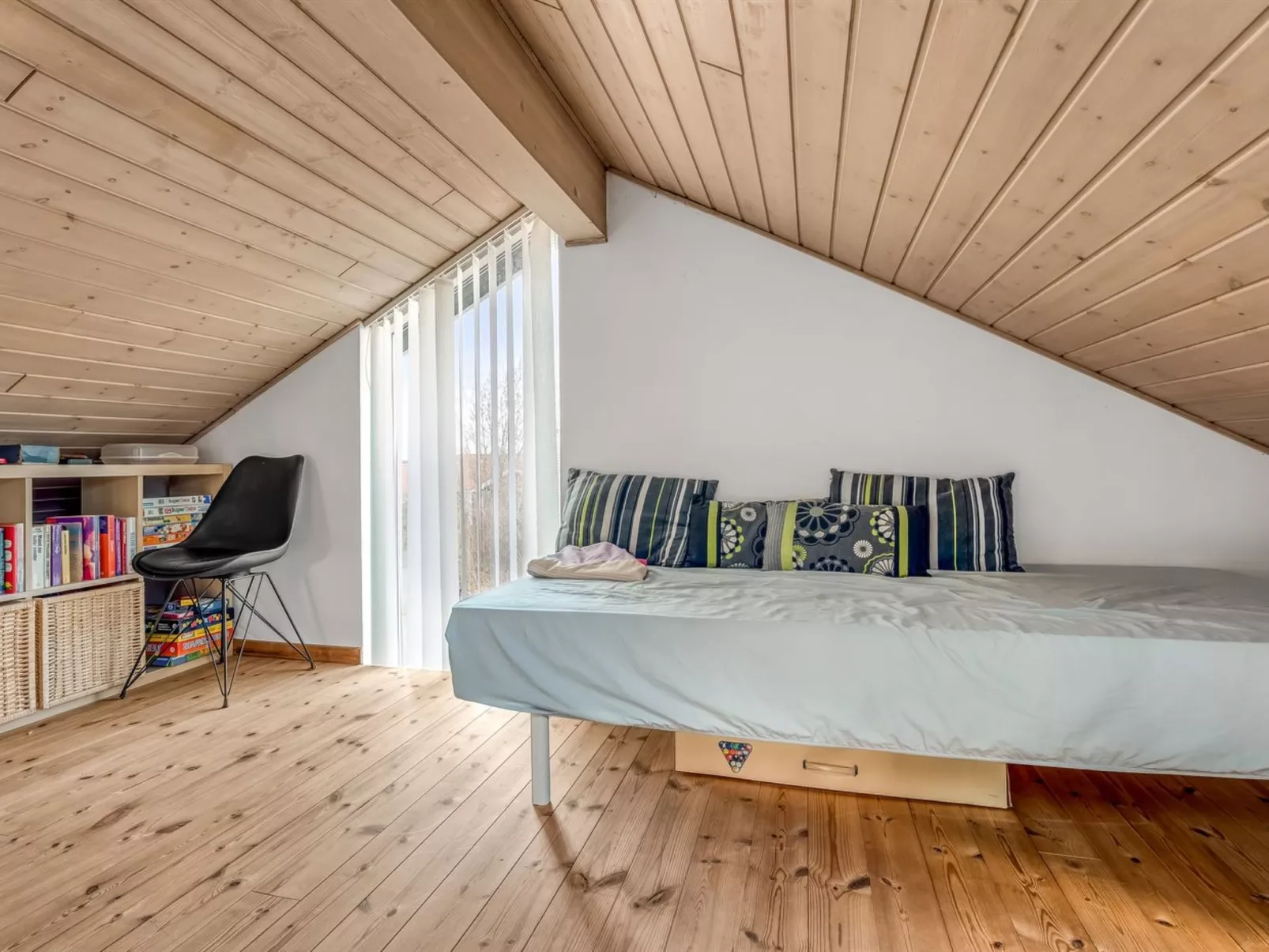 "Safina" - 1km from the sea - Drinnen