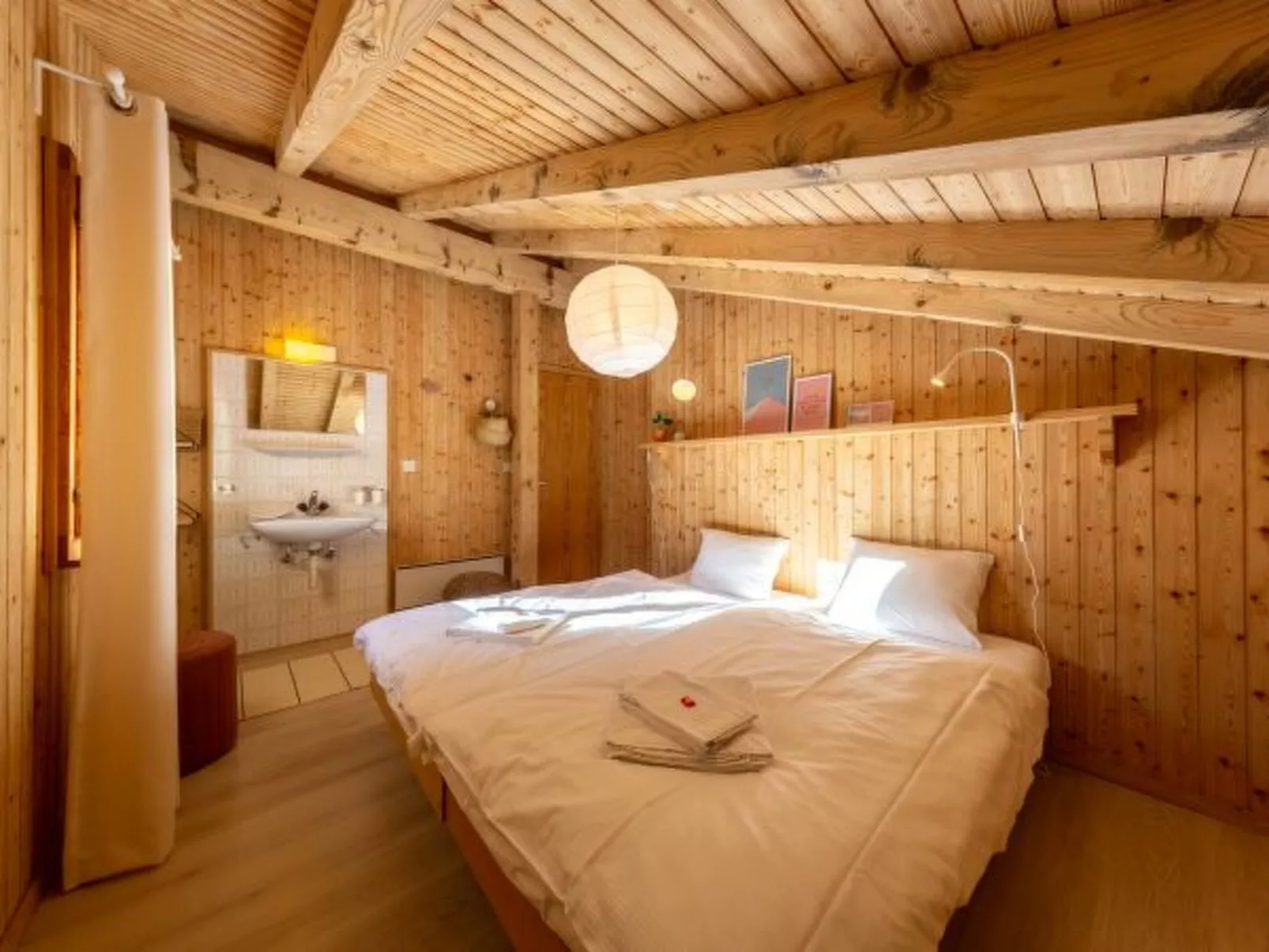 Chalet La Chenevière - Inside