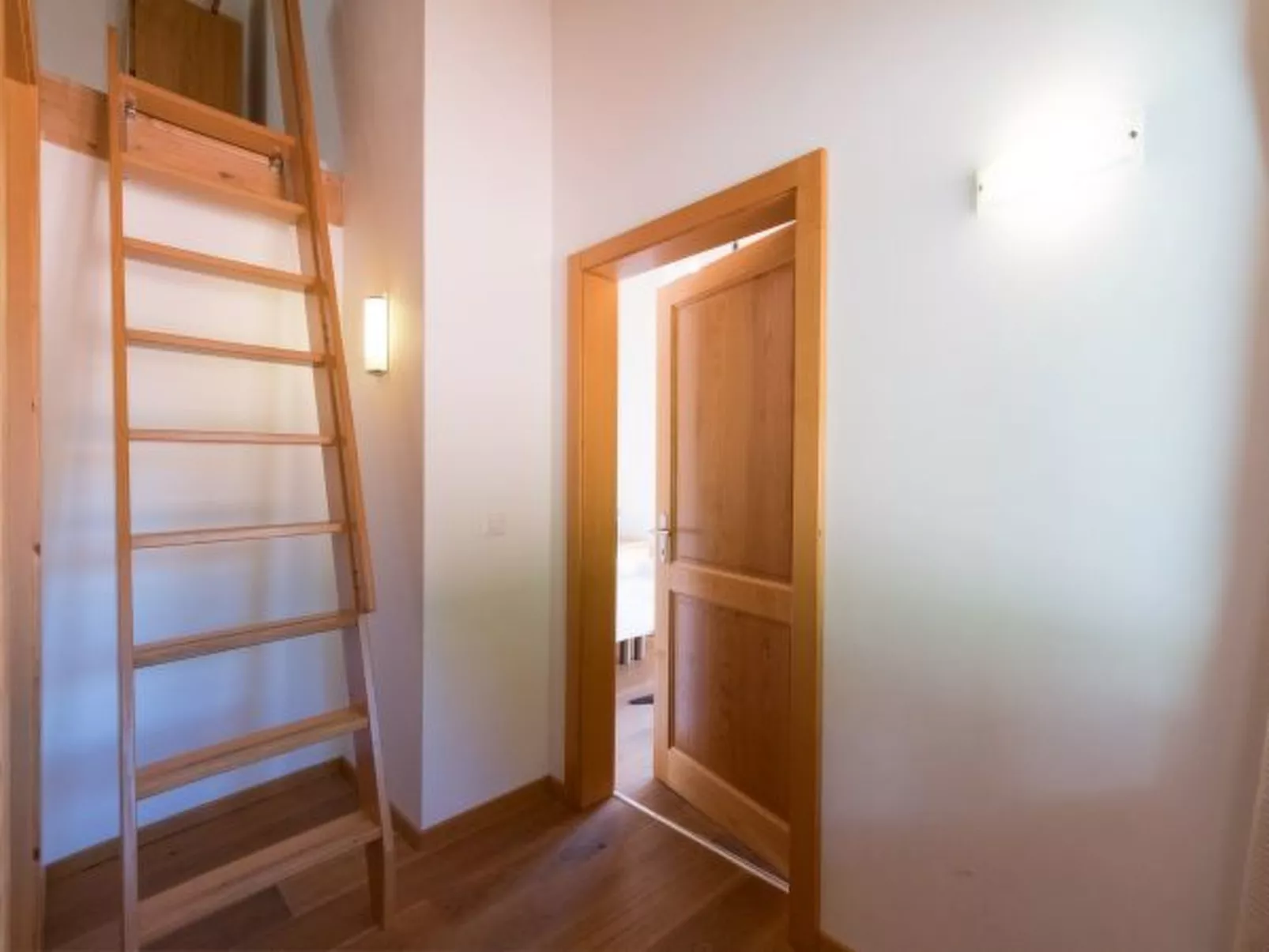 Racers Retreat 5 - Dedans