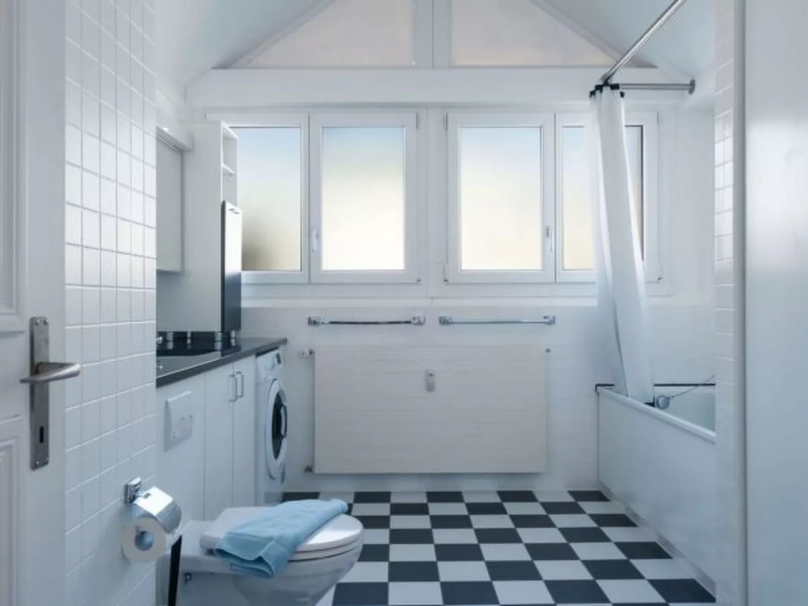 LU Sun IV - Chapel Bridge HITrental Apartment - Drinnen