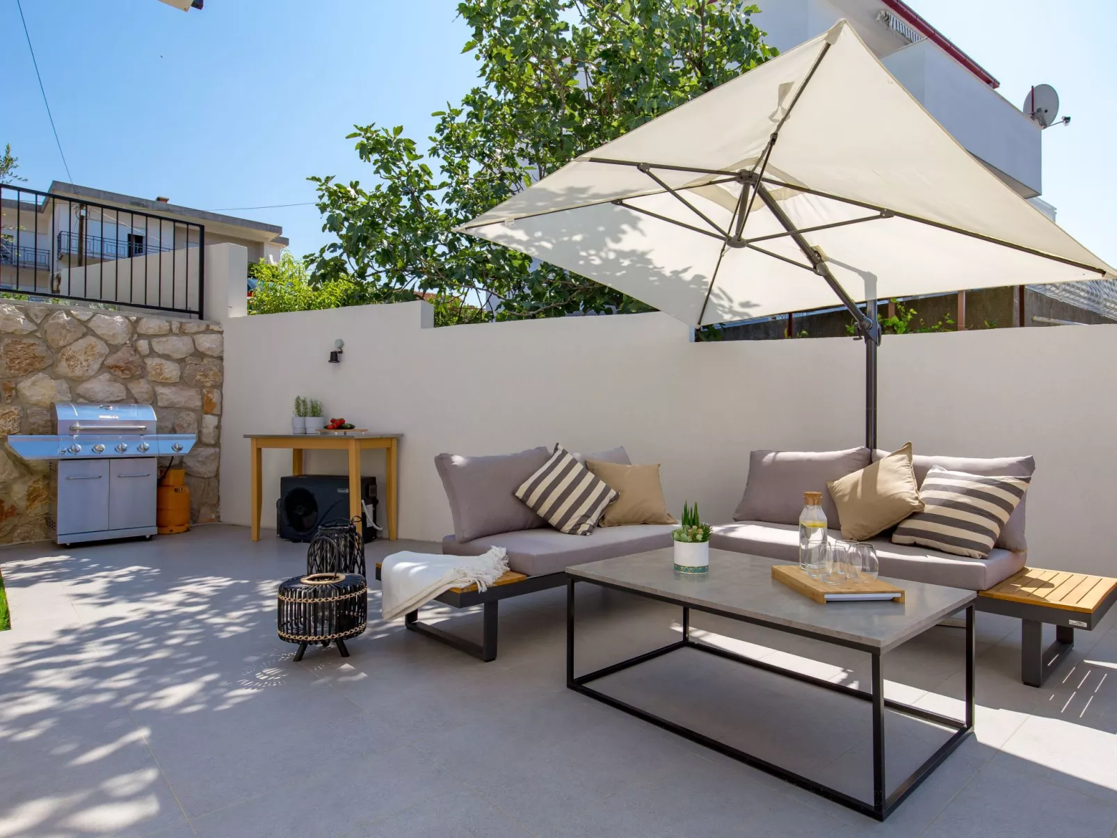 Villa Frankola mit Pool - Apt. Sonnenuntergang - Image-tags.info