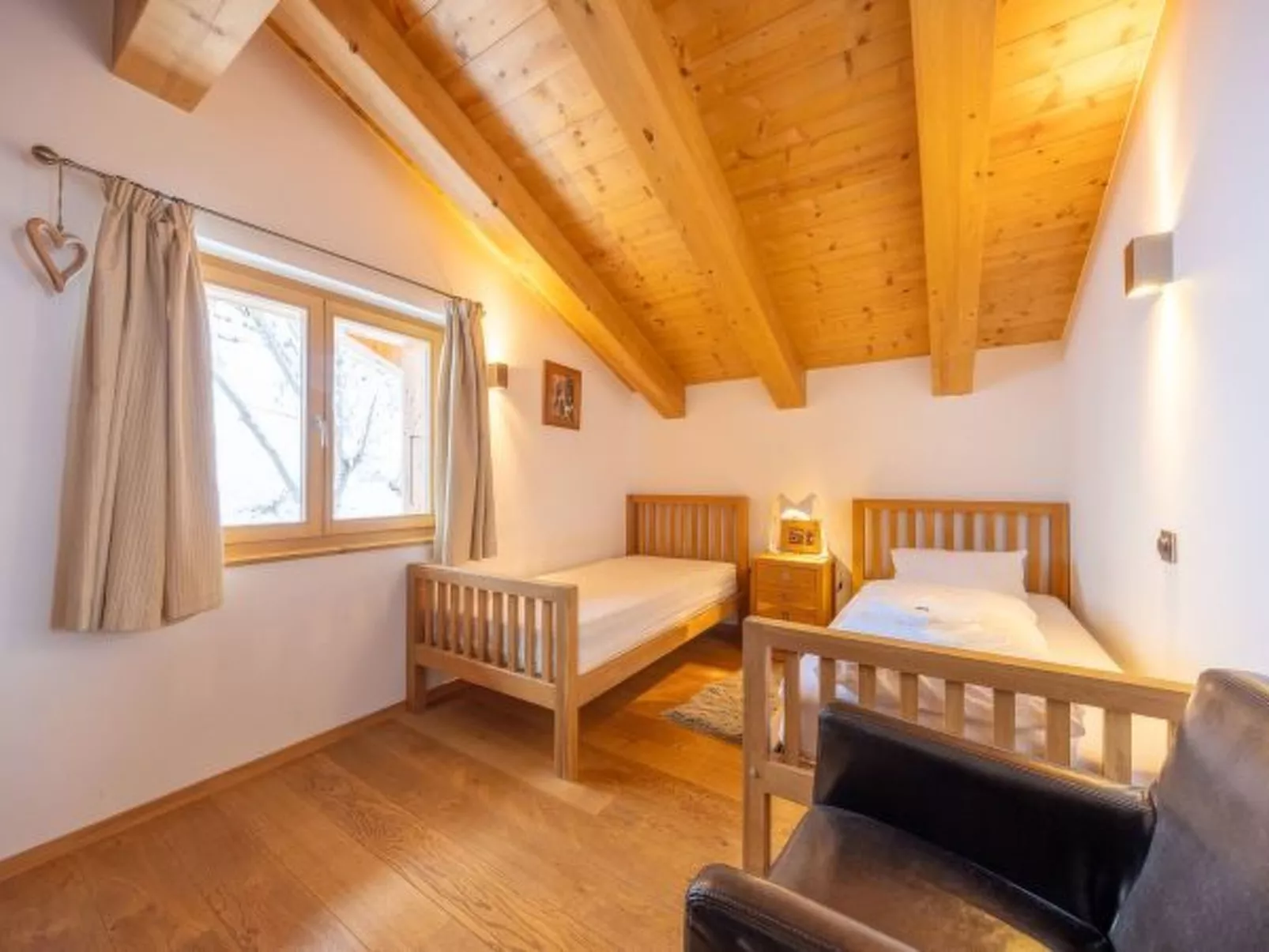 Chalet Enchanteur sauna, Whirlpool, 13pax - Inside