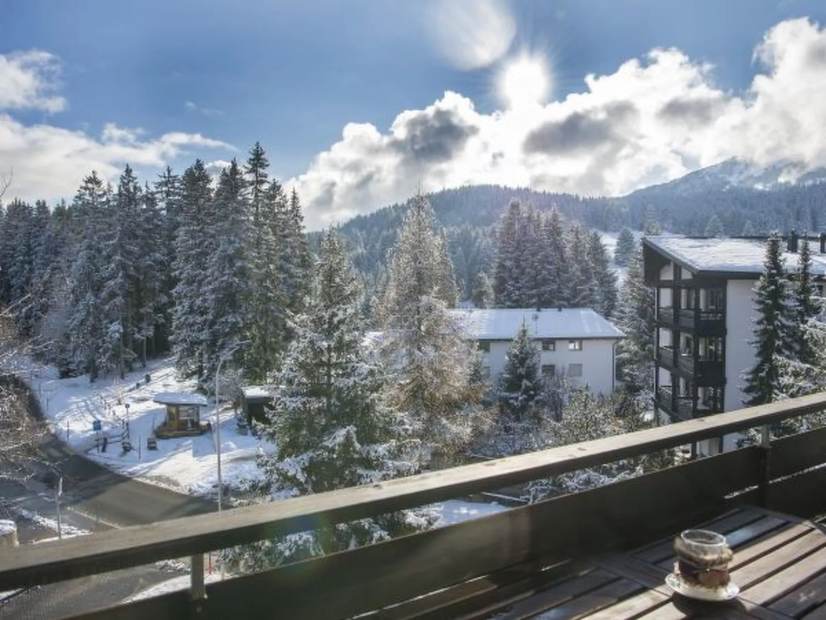 Zentrale 3.5 Zimmer Wohnung Seegarten B- Lenzerheide - Dehors