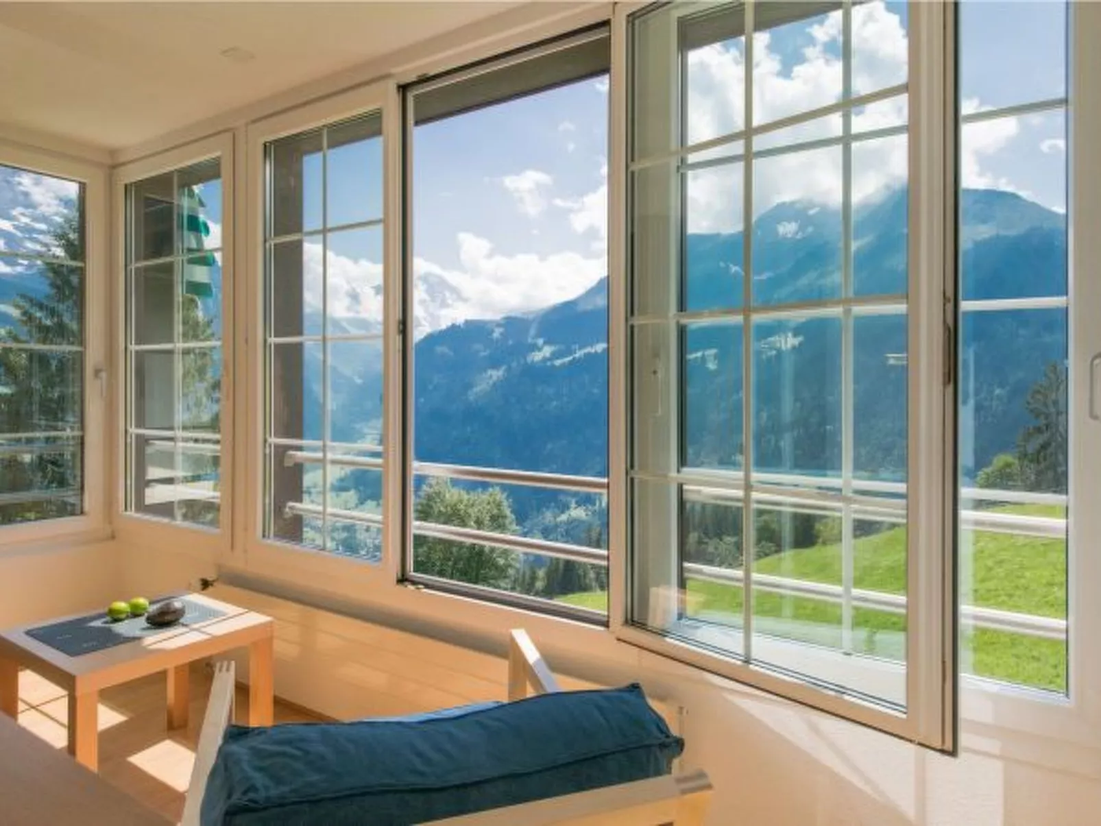 Chalet Hunnenfluh - Inside