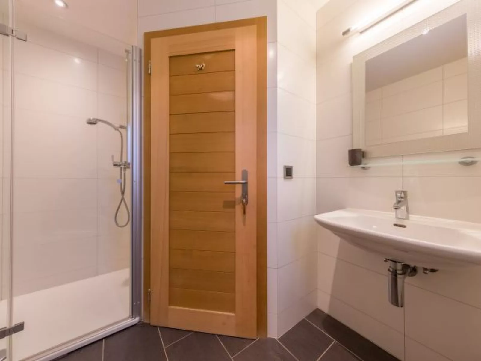 Chalet Enchanteur sauna, Whirlpool, 13pax - Inside