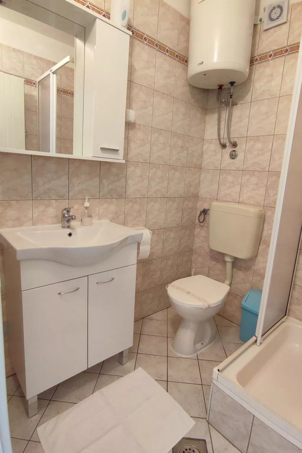 Gemütliches Erdgeschossstudio - Image-tags.info