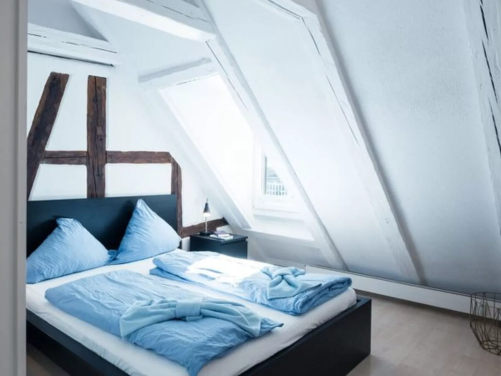 LU Sun IV - Chapel Bridge HITrental Apartment - Drinnen