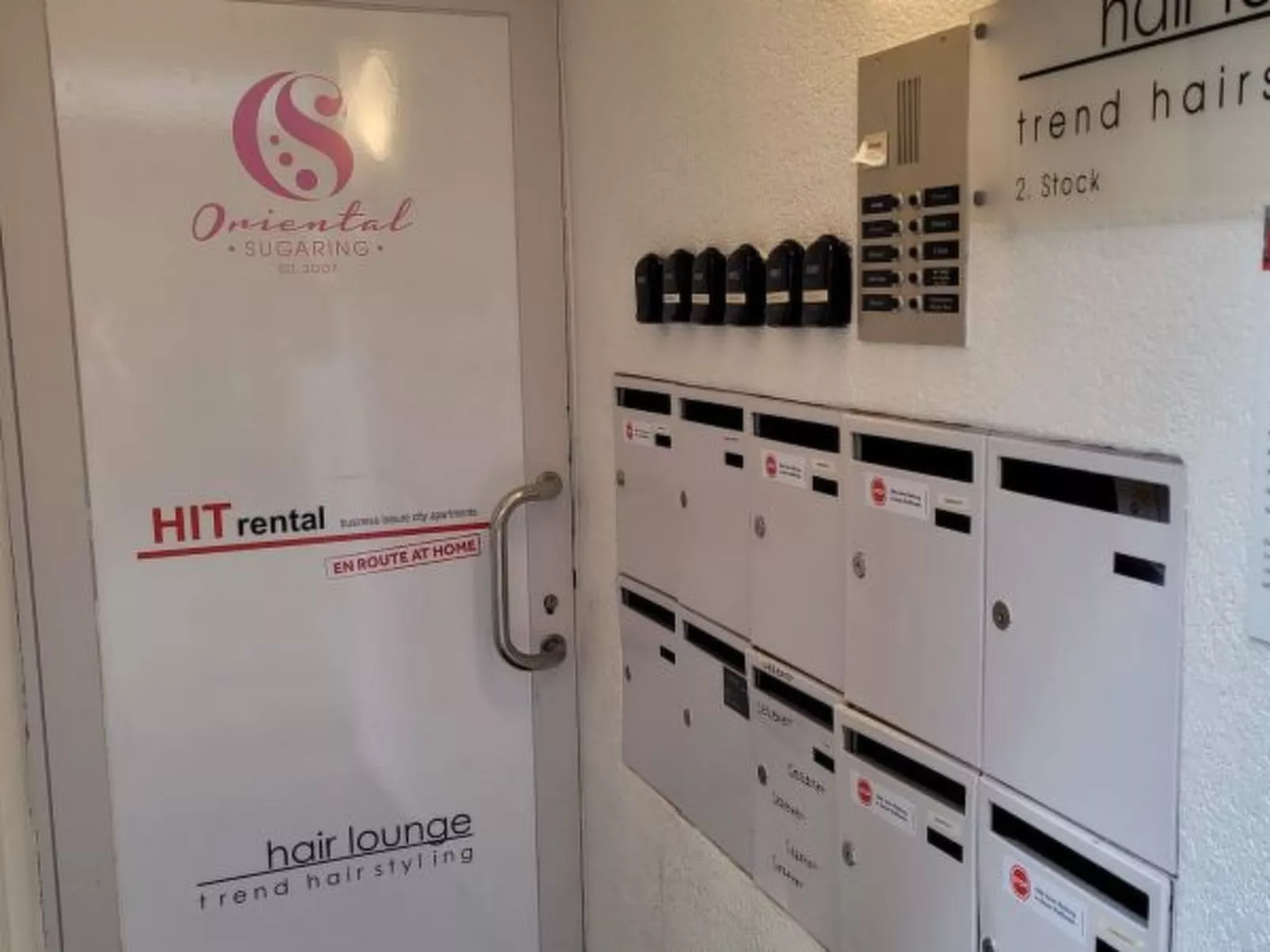 ZH Doerfli 3 - HITrental Apartment - Drinnen