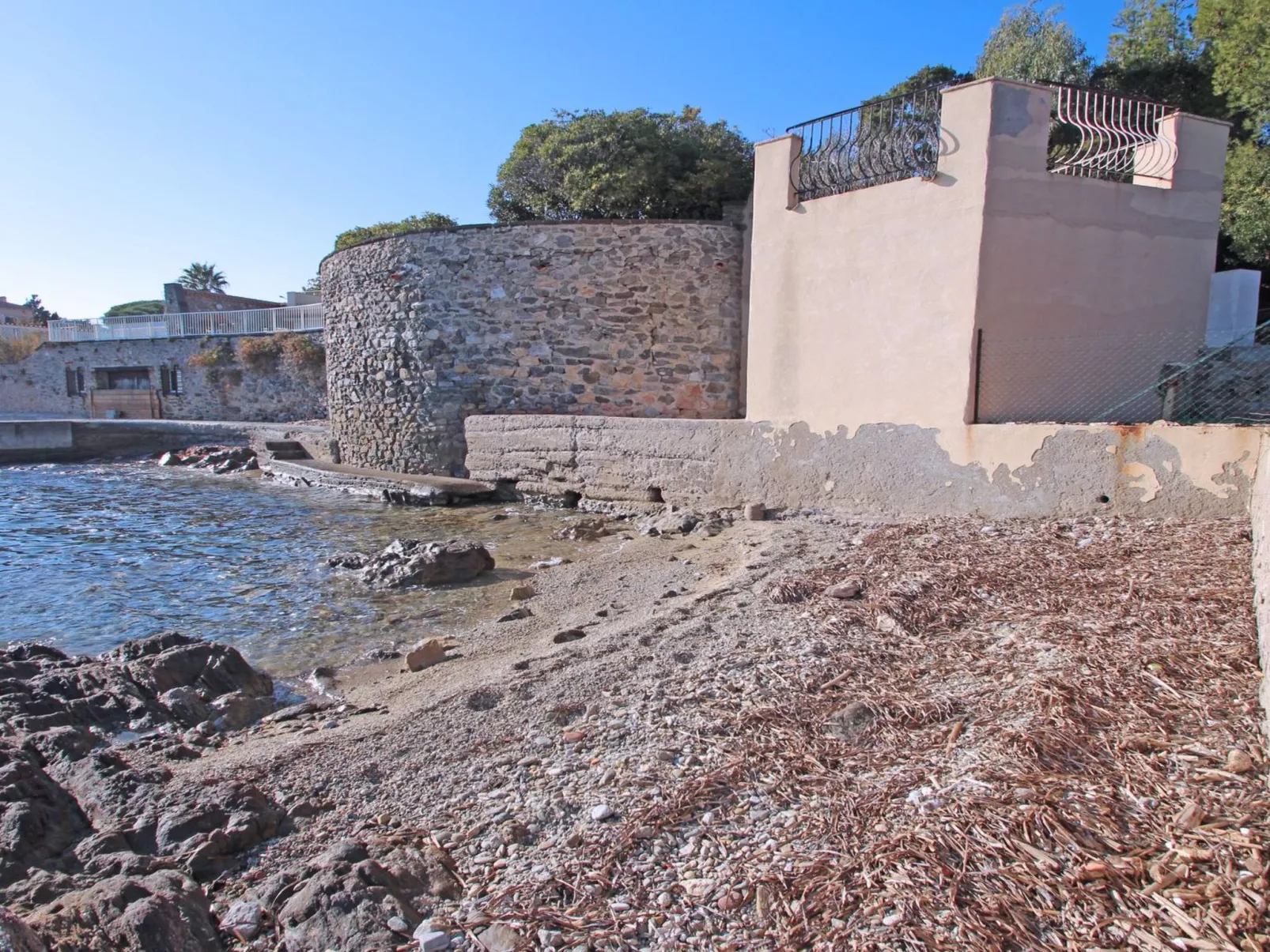 Le Bateau - 4 Personen - Füße im Wasser - Strand - Outside