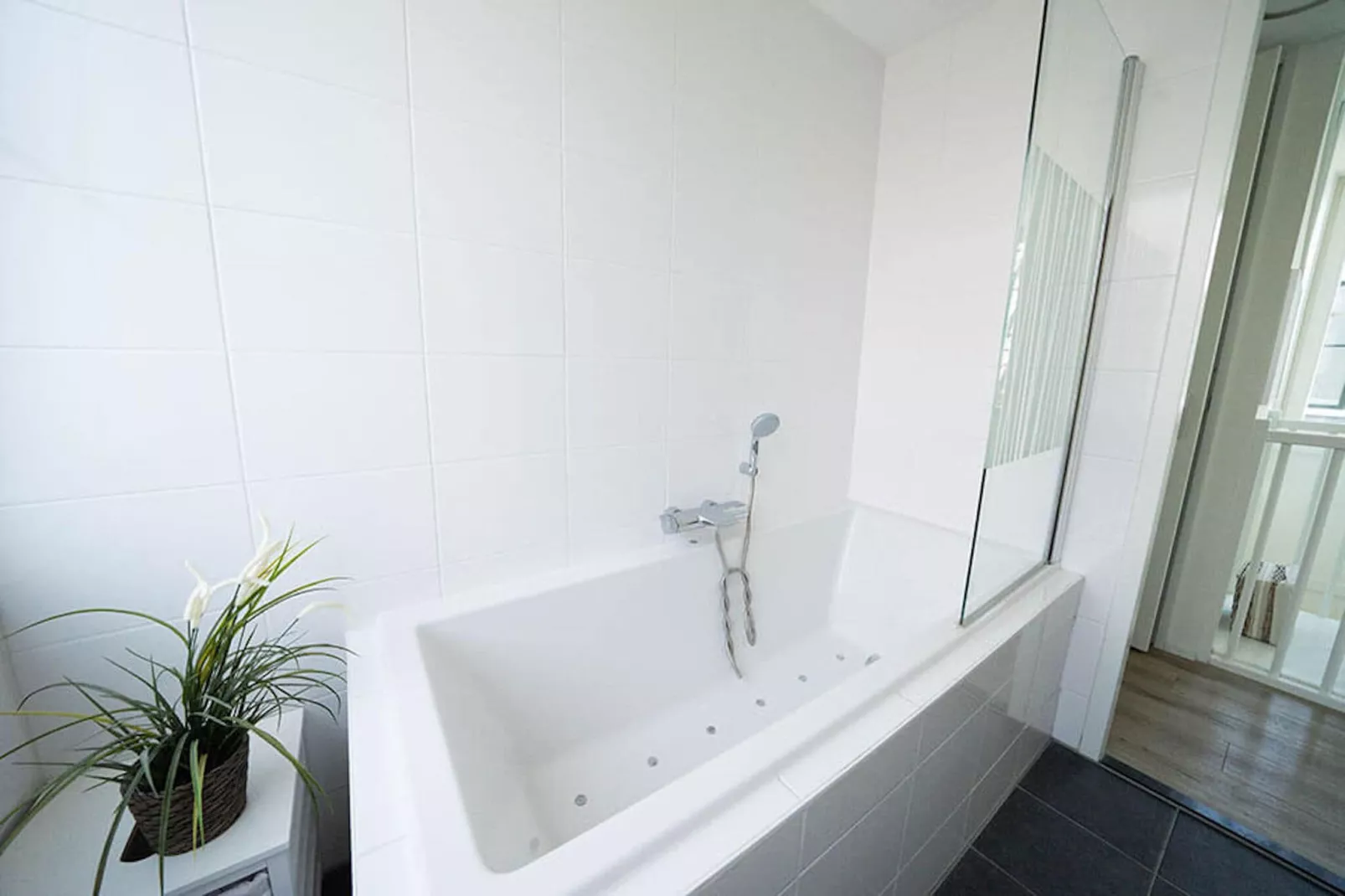 Resort Poort van Amsterdam 18-Bathroom