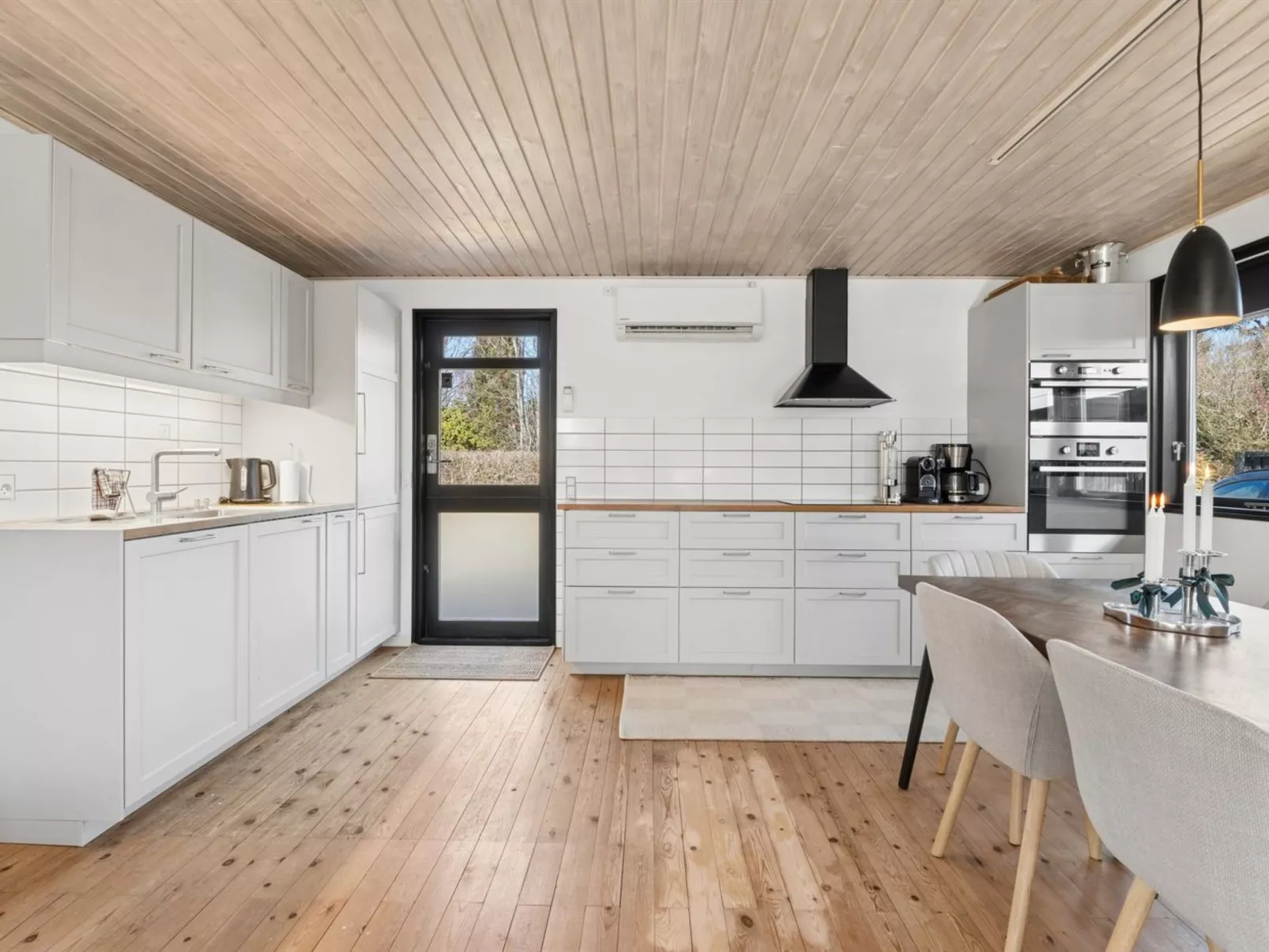 "Ingelis" - 1.2km from the sea - Dedans