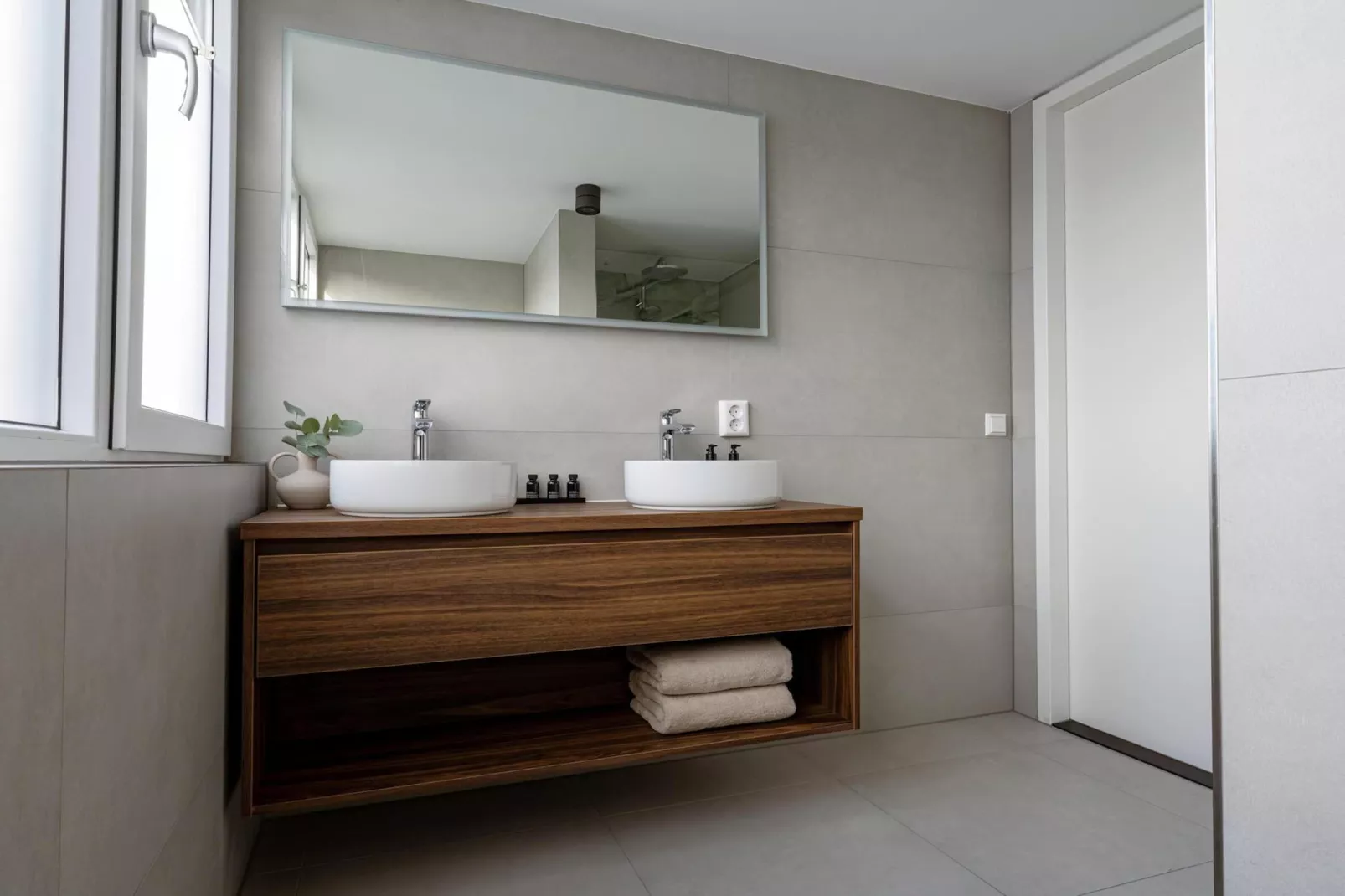 Modern Sint Maarten - 75 - Bathroom