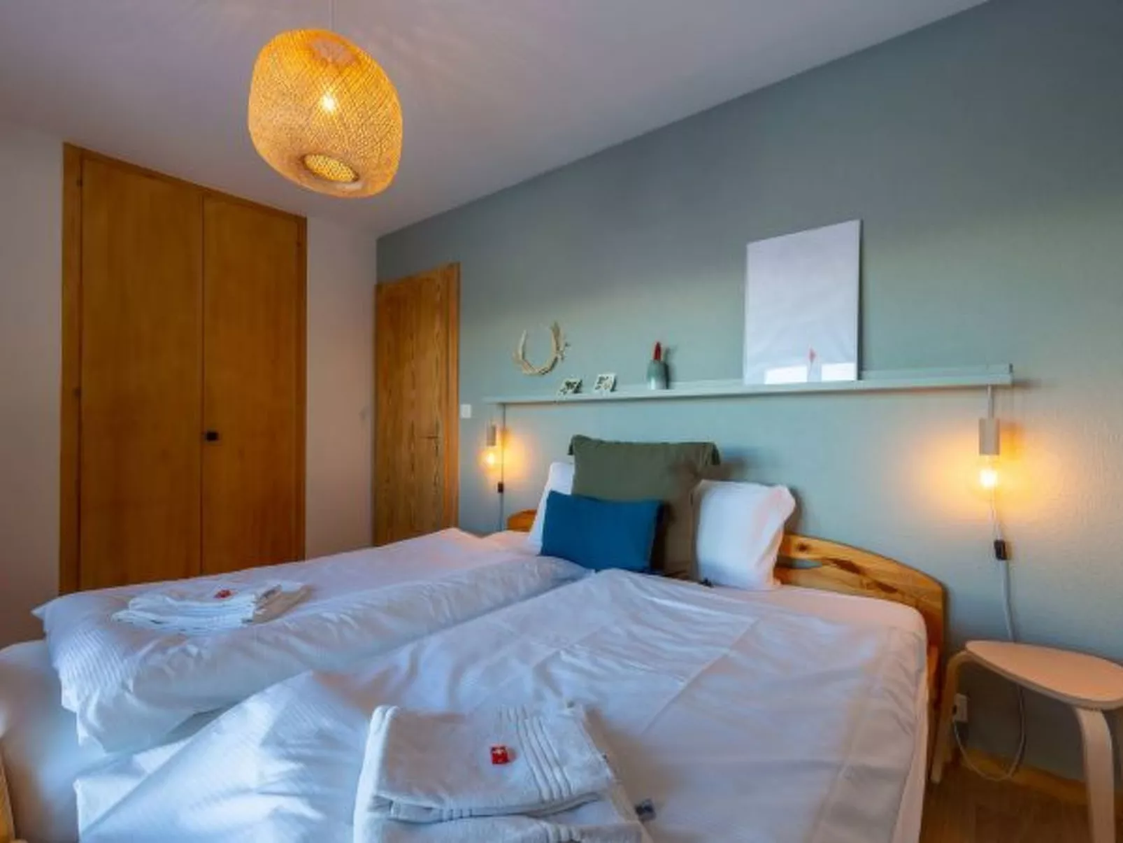 Chalet La Chenevière - Inside