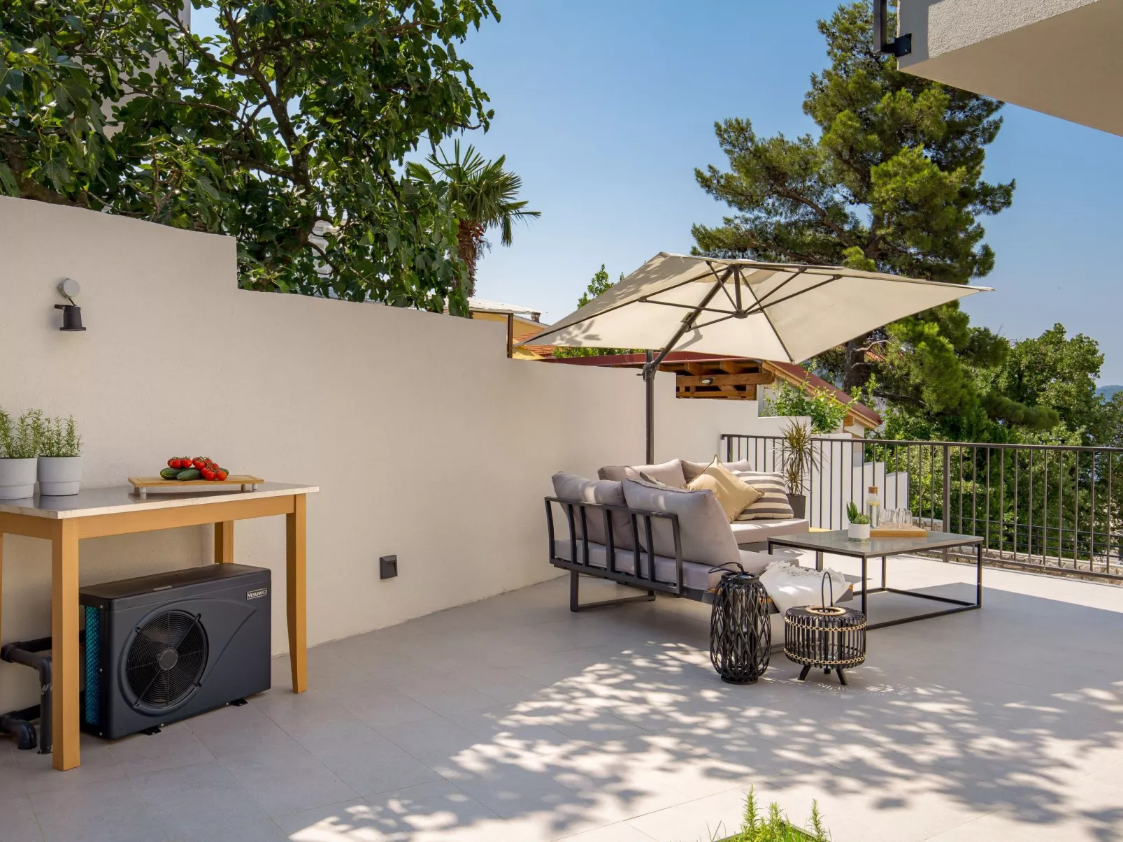 "Sunrise" mit Pool - Image-tags.info