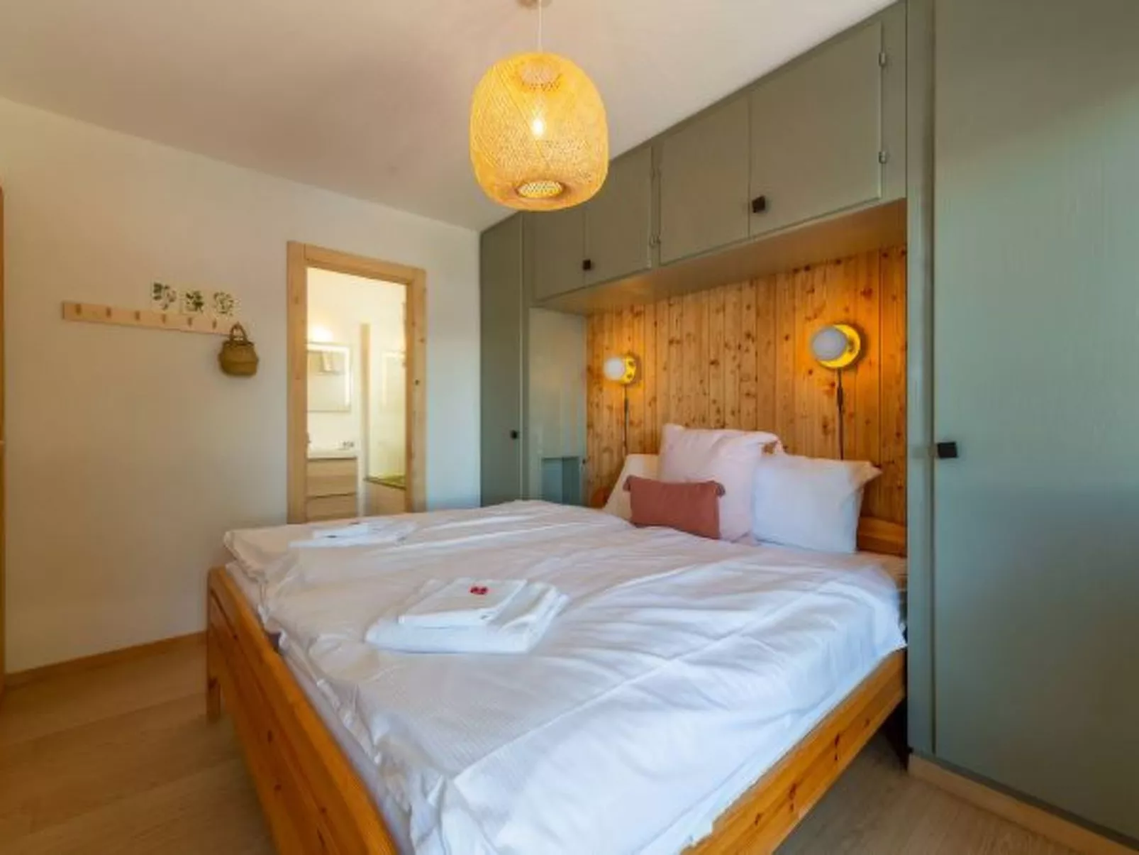 Chalet La Chenevière - Inside