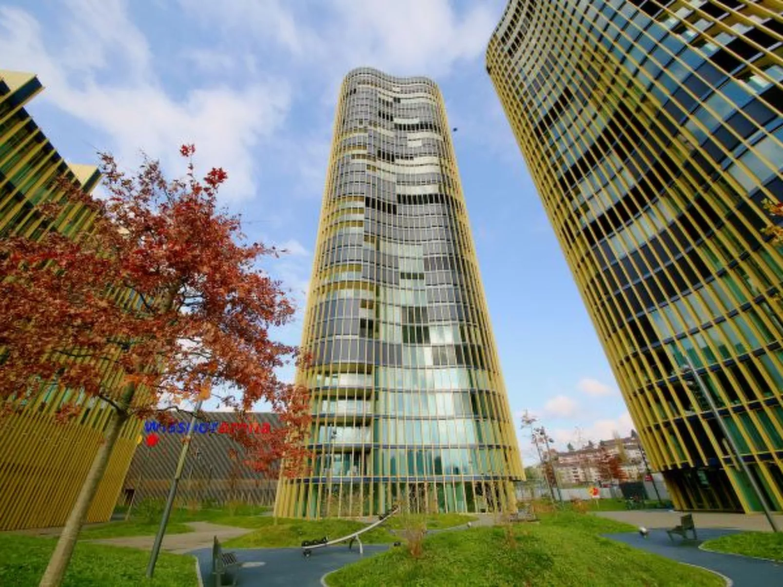 LU Schatzturm IV - Allmend HITrental Apartment - Outside