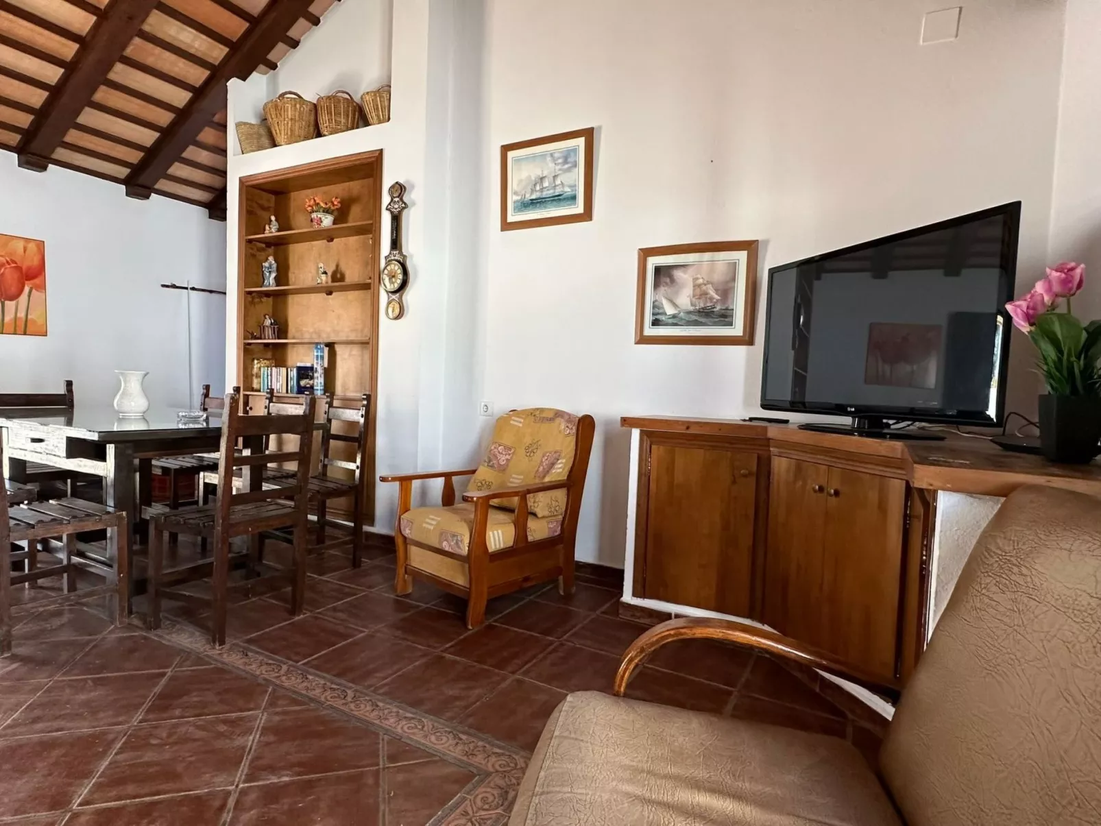 Gemütliches Ferienhaus für 8 Personen - Drinnen