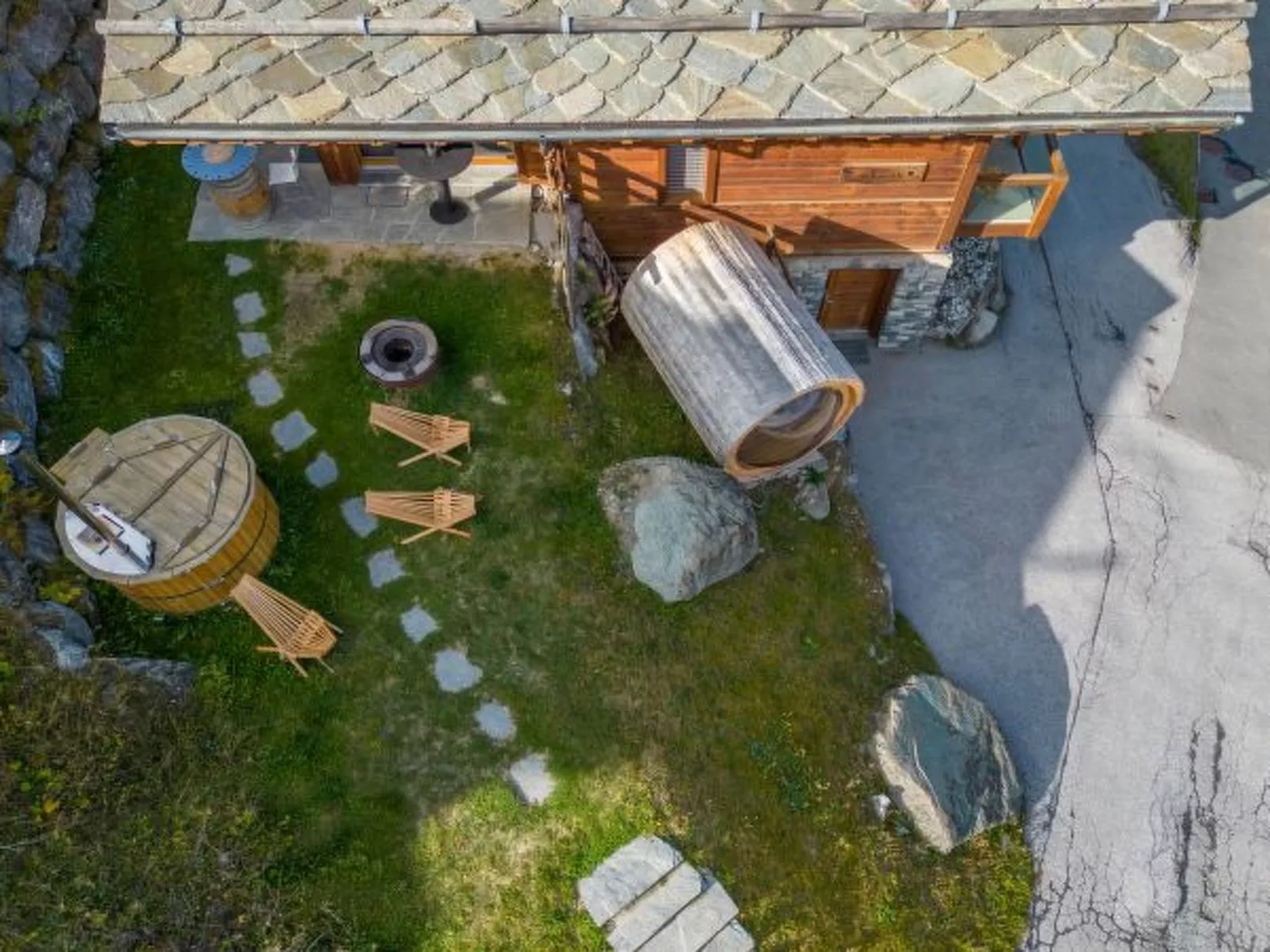 Chalet Ciel Etoilé - vue splendide - Outside