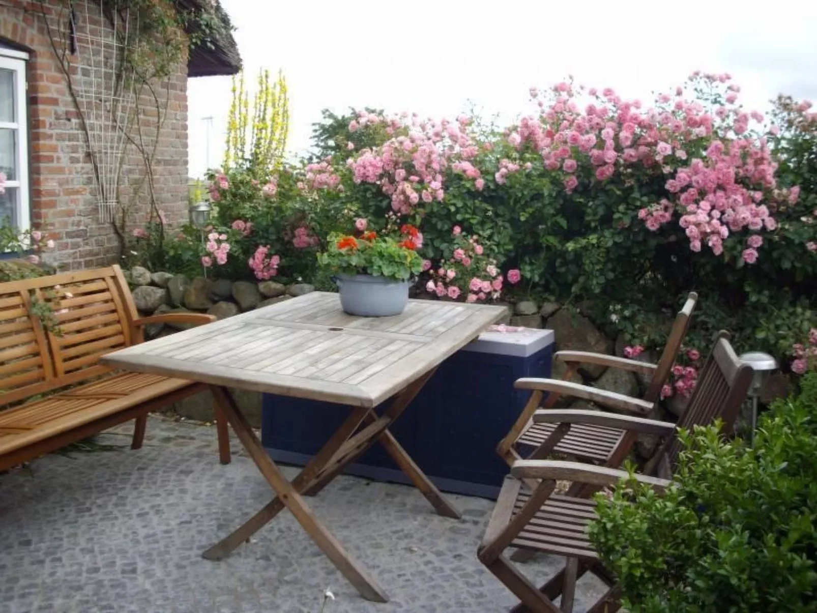Wohnung in einem reetgedeckten Friesenhaus aus dem Jahr 1860 - Drinnen
