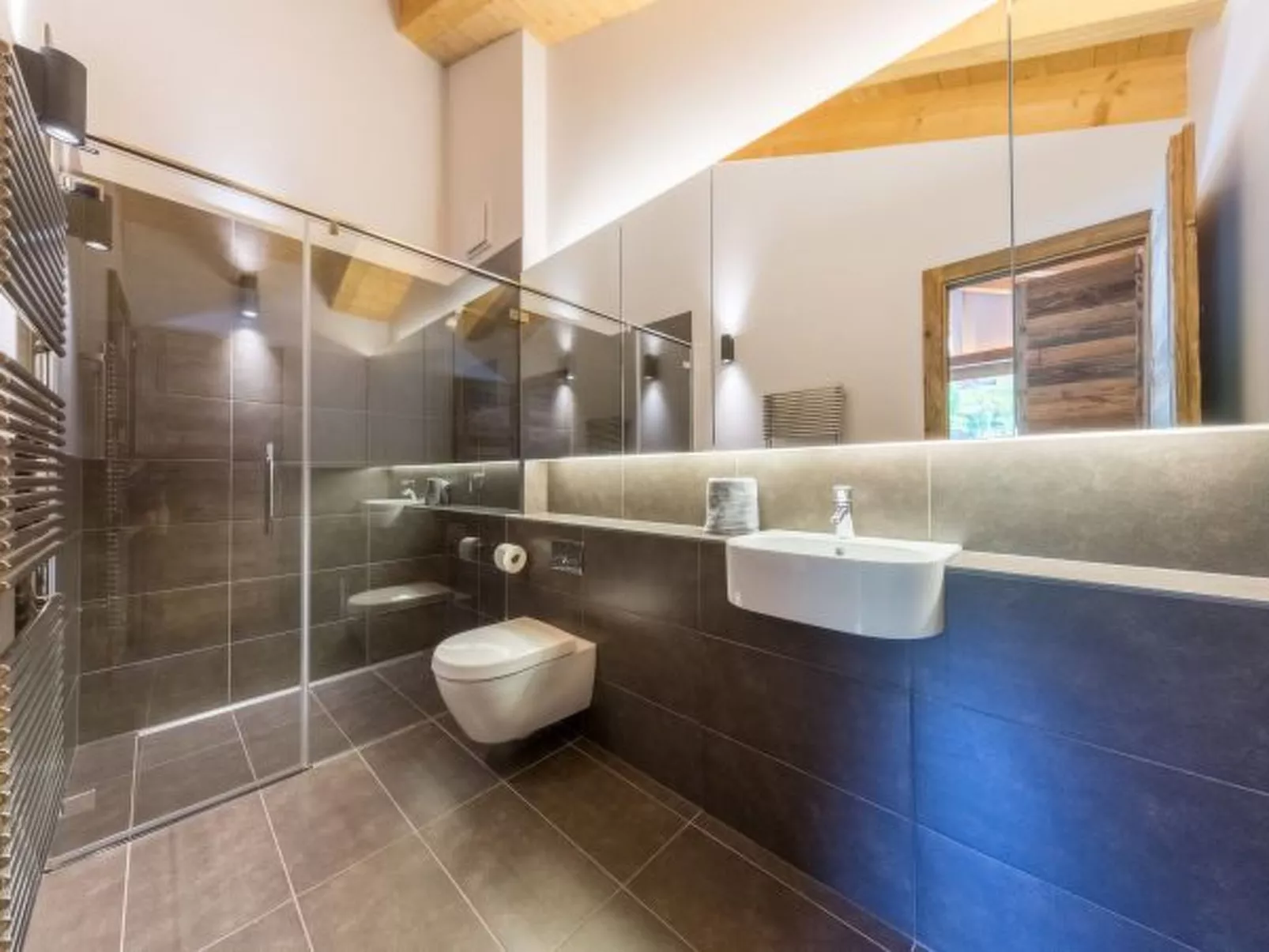 Grimpeur luxury duplex, Spa Access Front Telecabin - Dedans