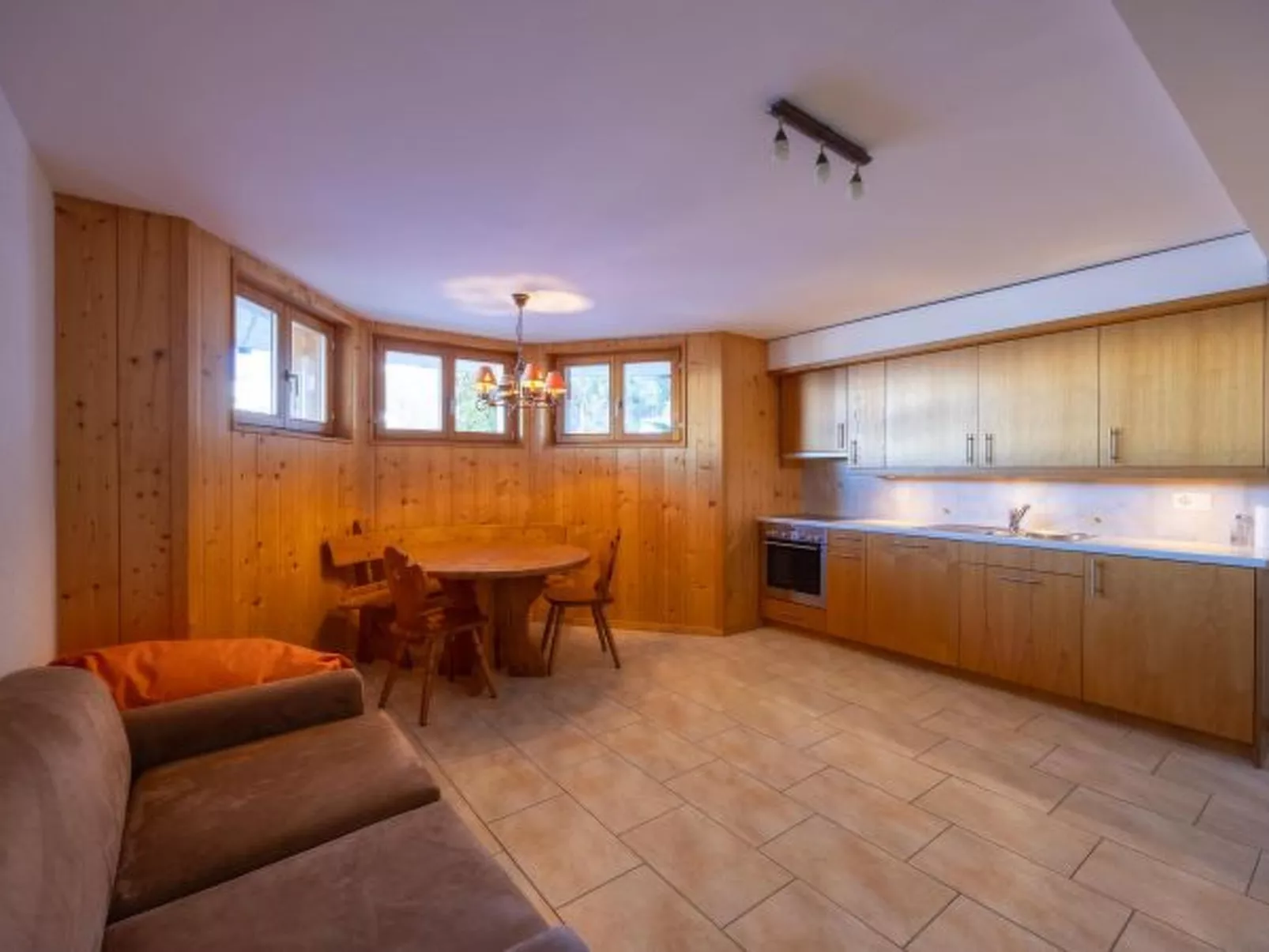 Chalet Vansamis, views & sauna - Drinnen
