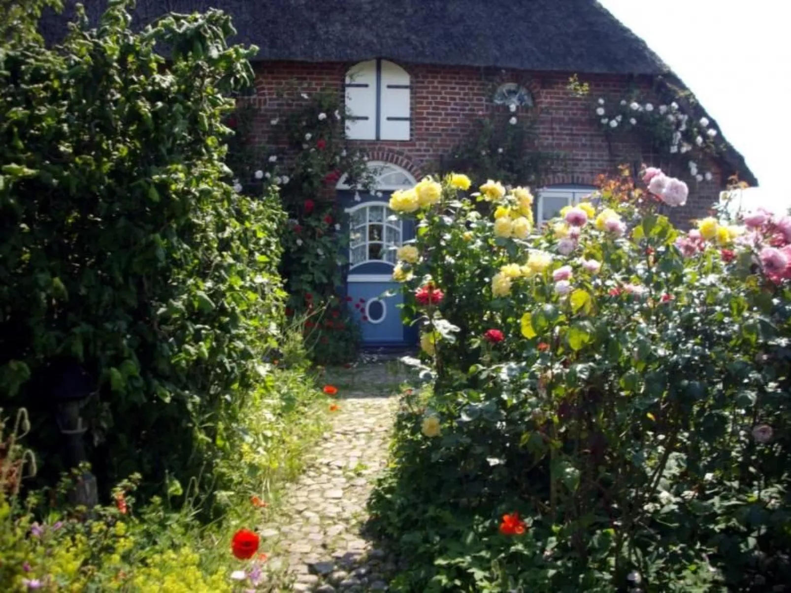 Wohnung in einem reetgedeckten Friesenhaus aus dem Jahr 1860 - Drinnen