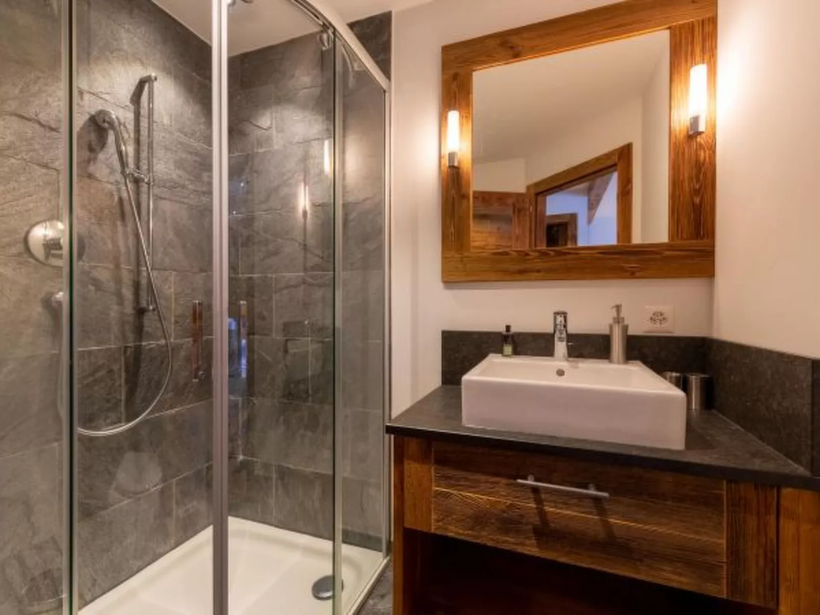 Luxury Alps Chalet YOLO - Inside