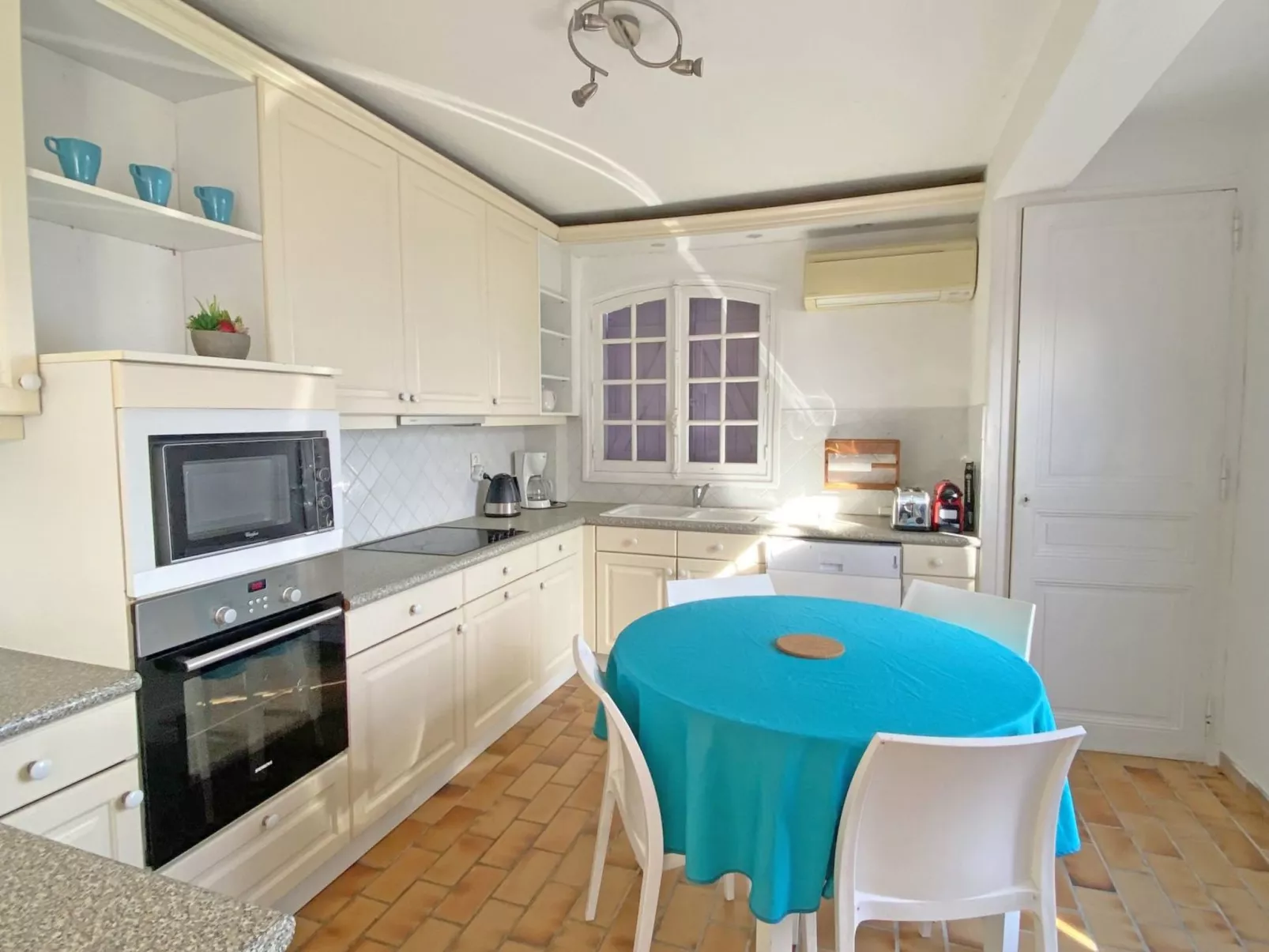 Villa T6 - 8 Personen - Privates Schwimmbad - Meerblick - Klimaanlage - Wifi - - Dedans