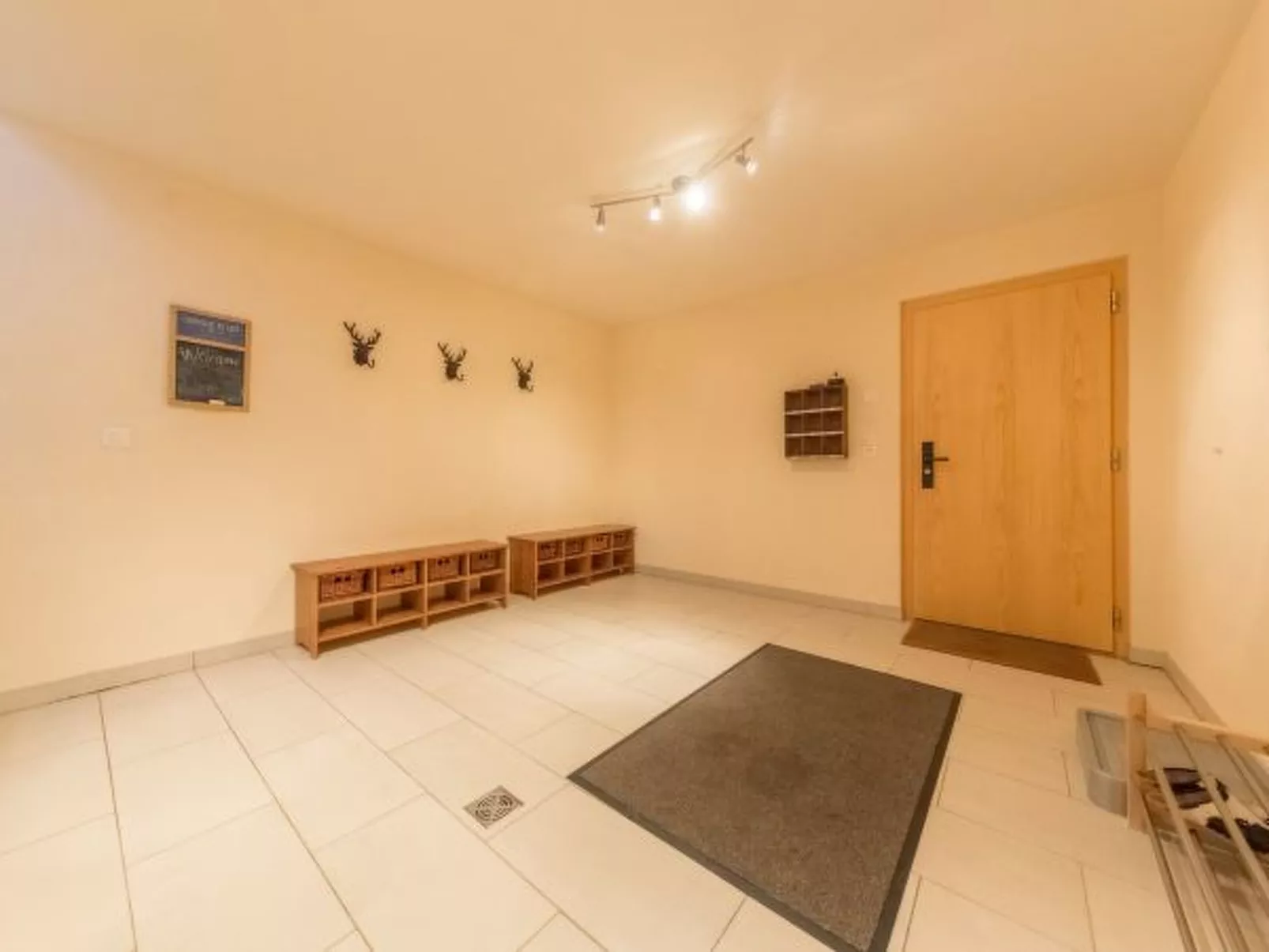 Chalet Nid Blanc wood burning hottub - Drinnen