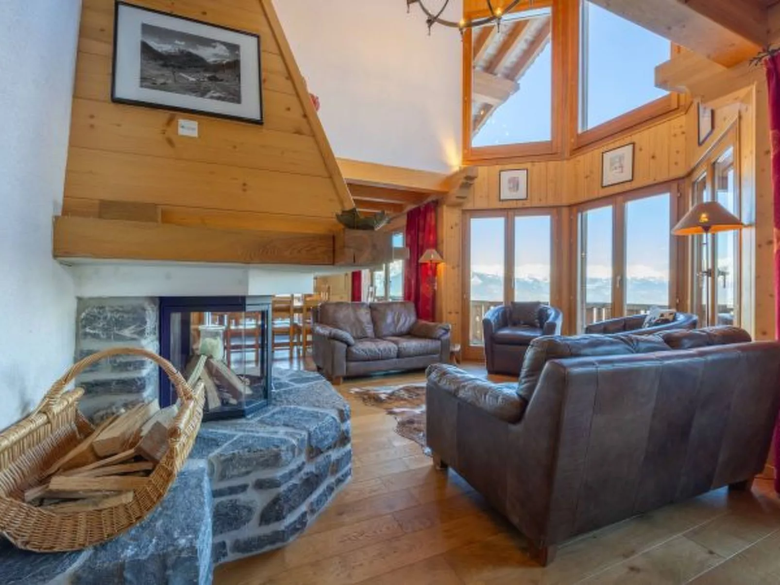 Chalet Vansamis, views & sauna - Drinnen