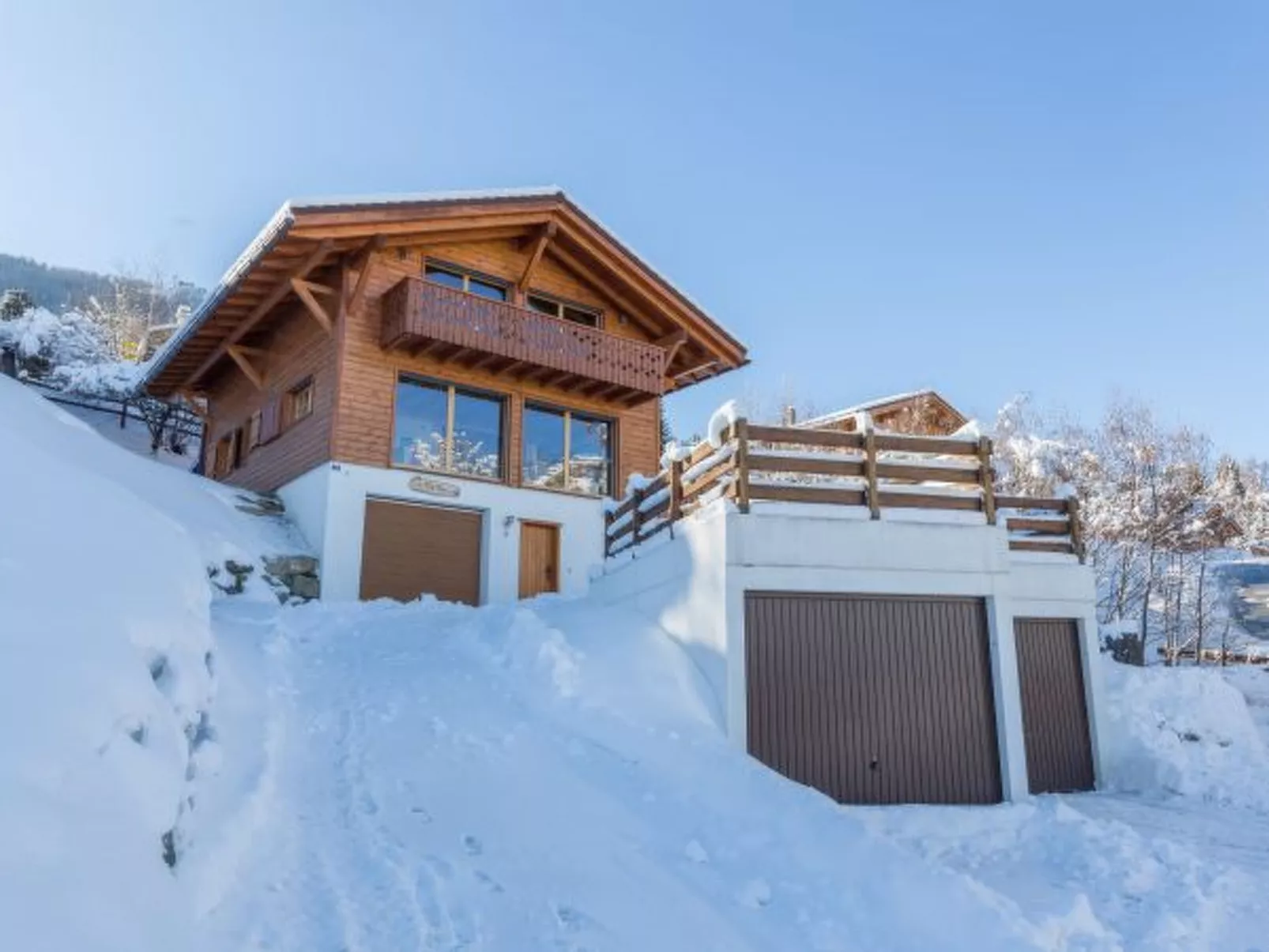 Chalet Nid Blanc wood burning hottub - Draußen