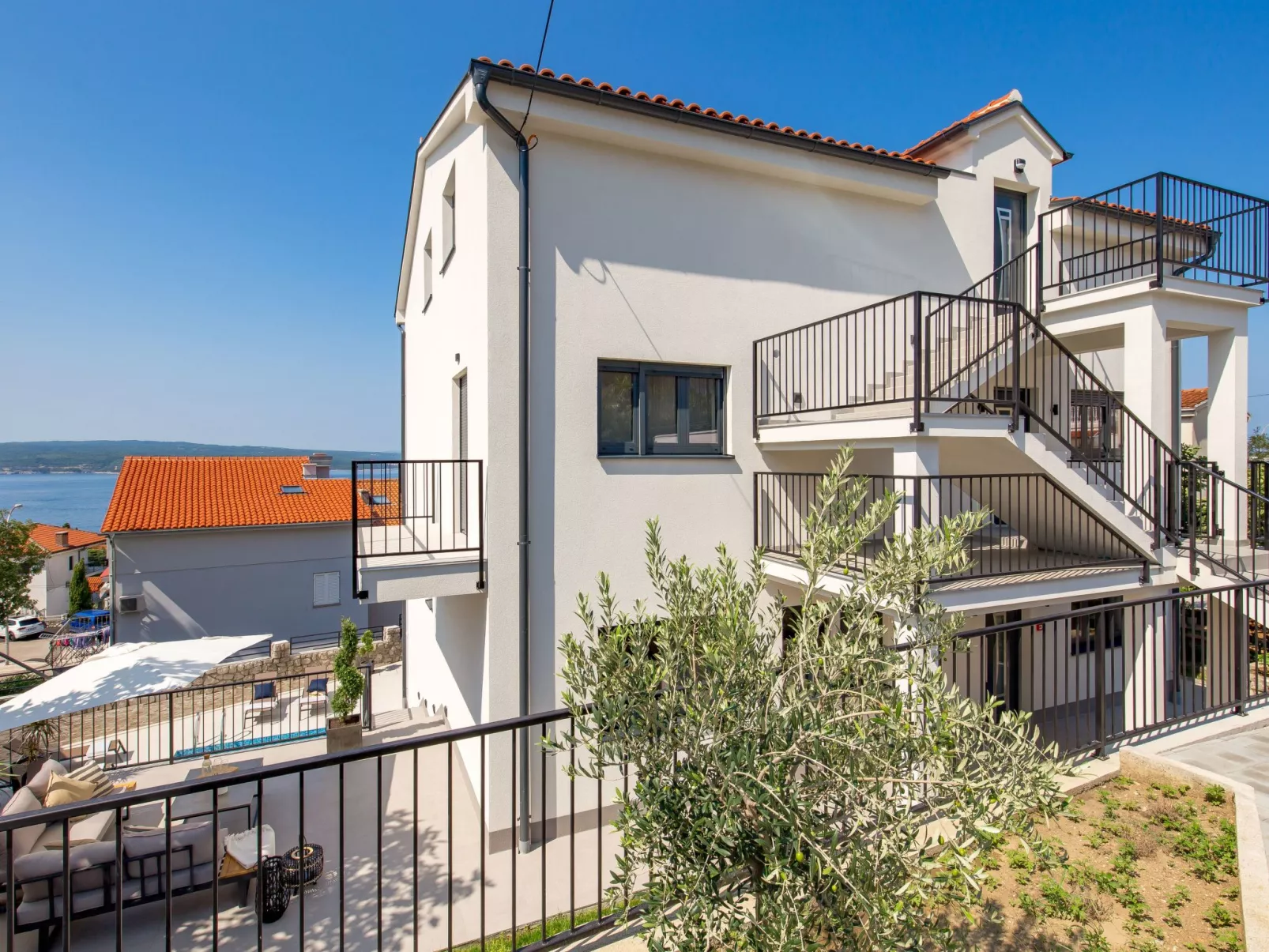 "Sunrise" mit Pool - Image-tags.info