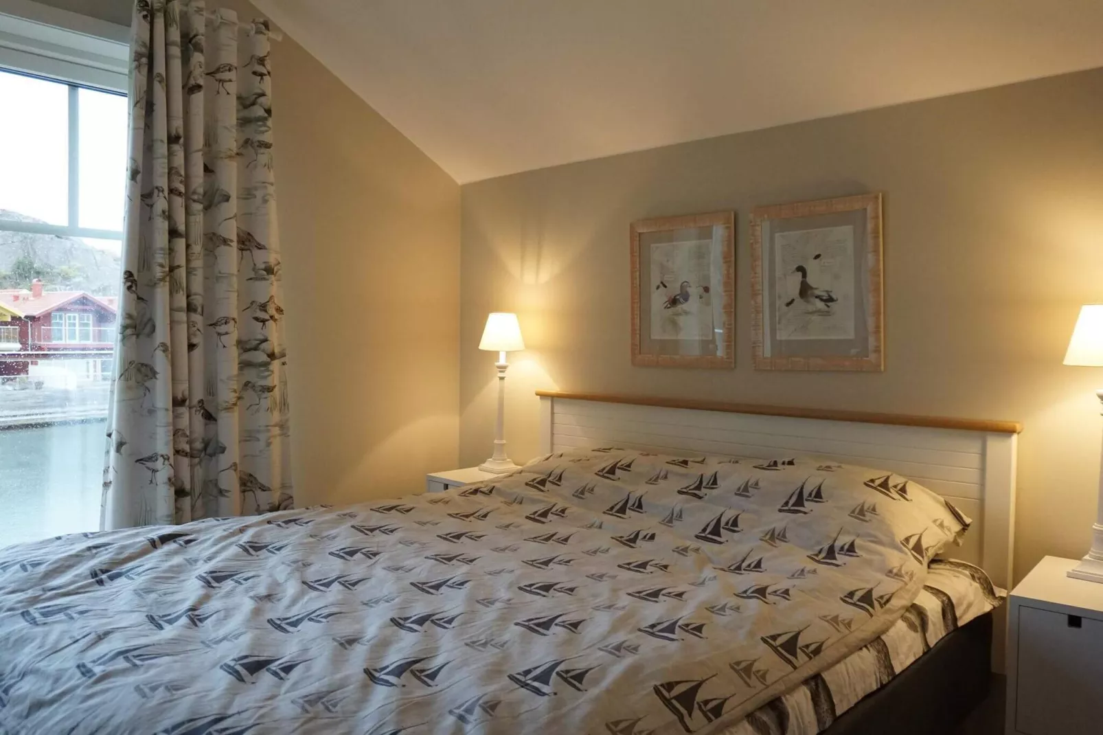 4 star holiday home in Hamburgsund-Indoor