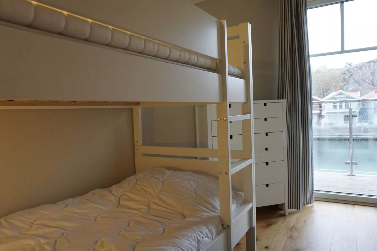 4 star holiday home in Hamburgsund-Indoor