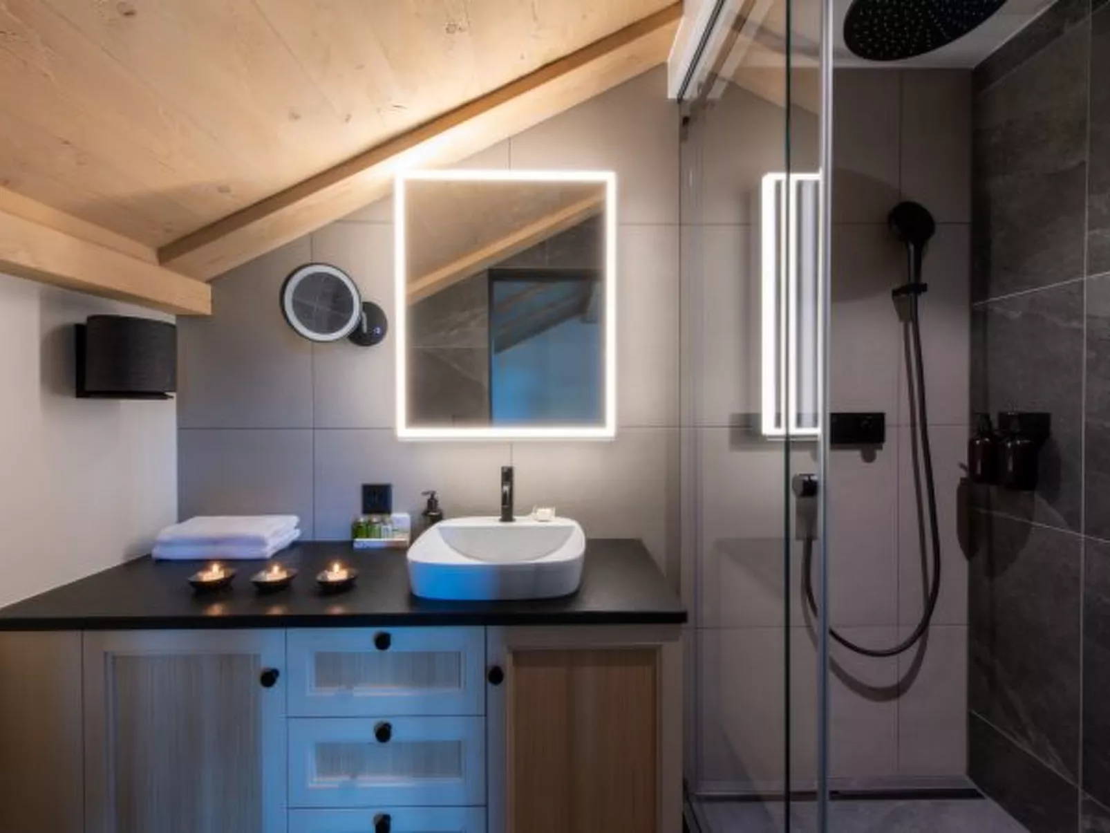 Chalet Margaux Penthouse - Inside