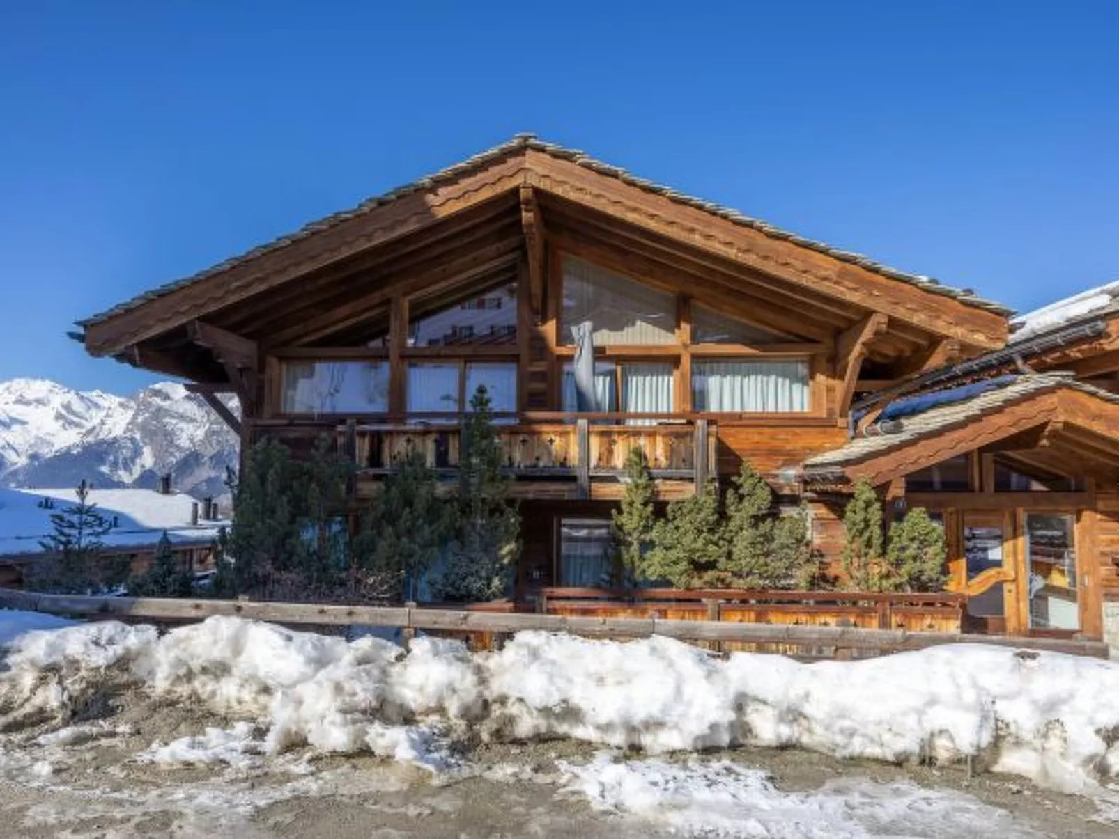 Grimpeur luxury duplex, Spa Access Front Telecabin - Dehors