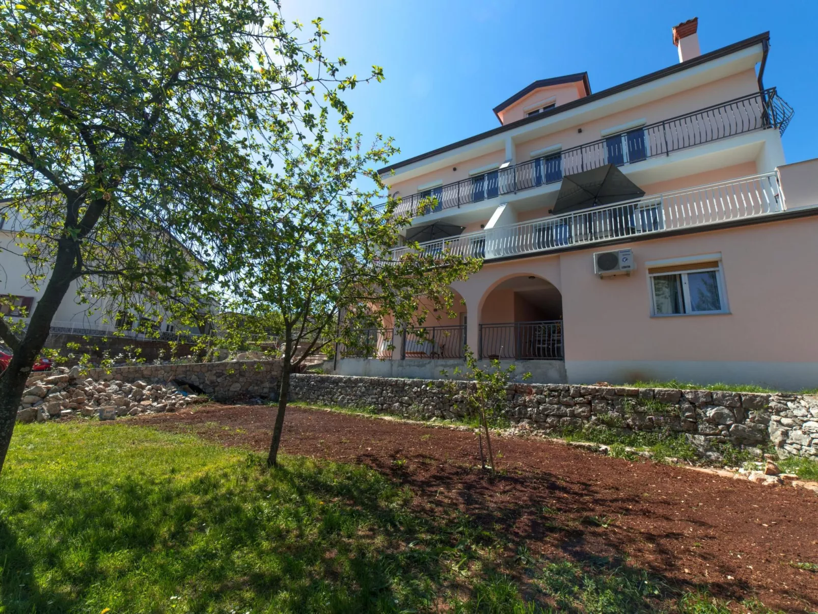 Apartment Raspolic no.2 - Image-tags.info