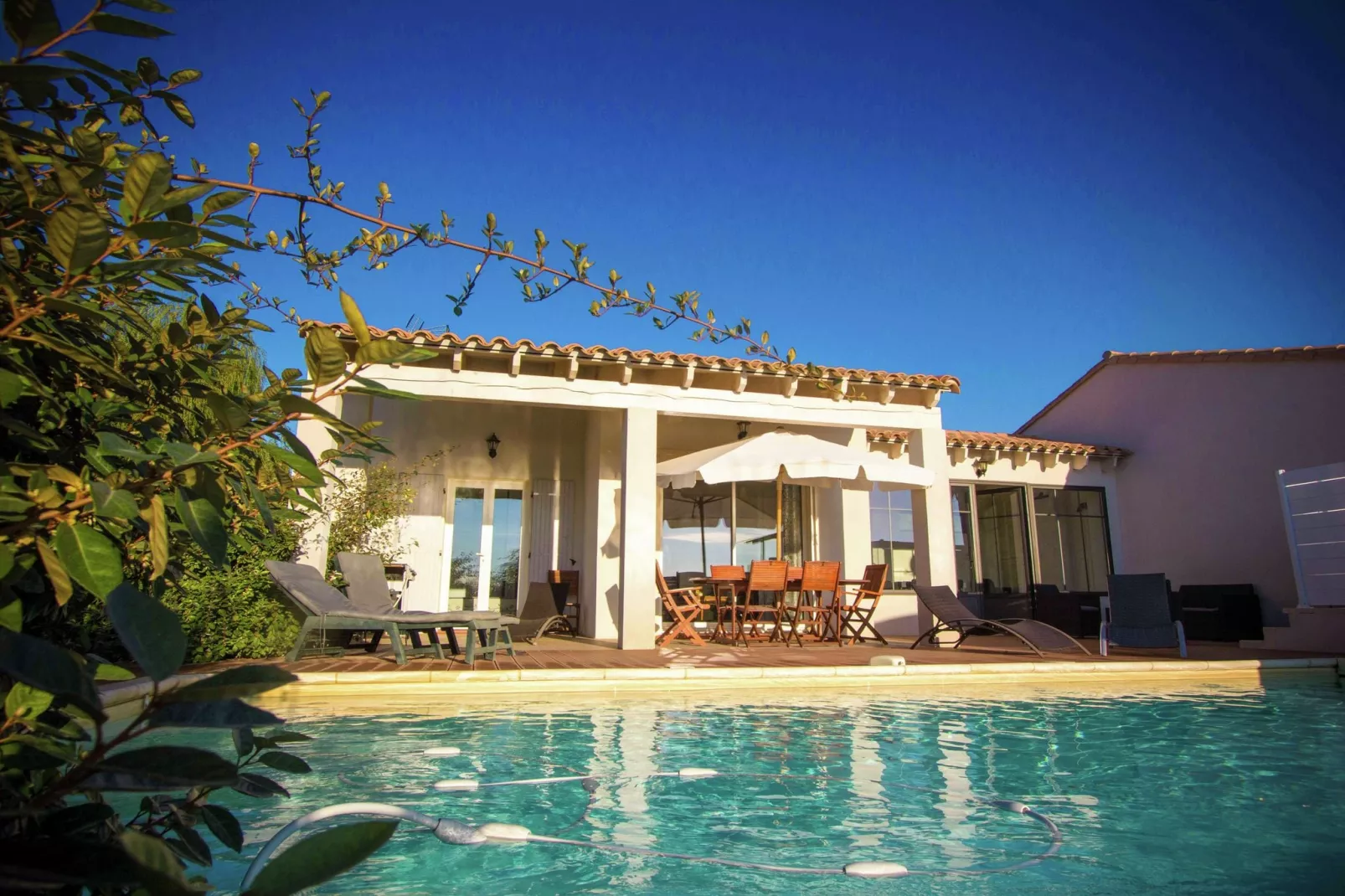 Belle villa avec piscine privée - NARBONNE-Schwimmbad