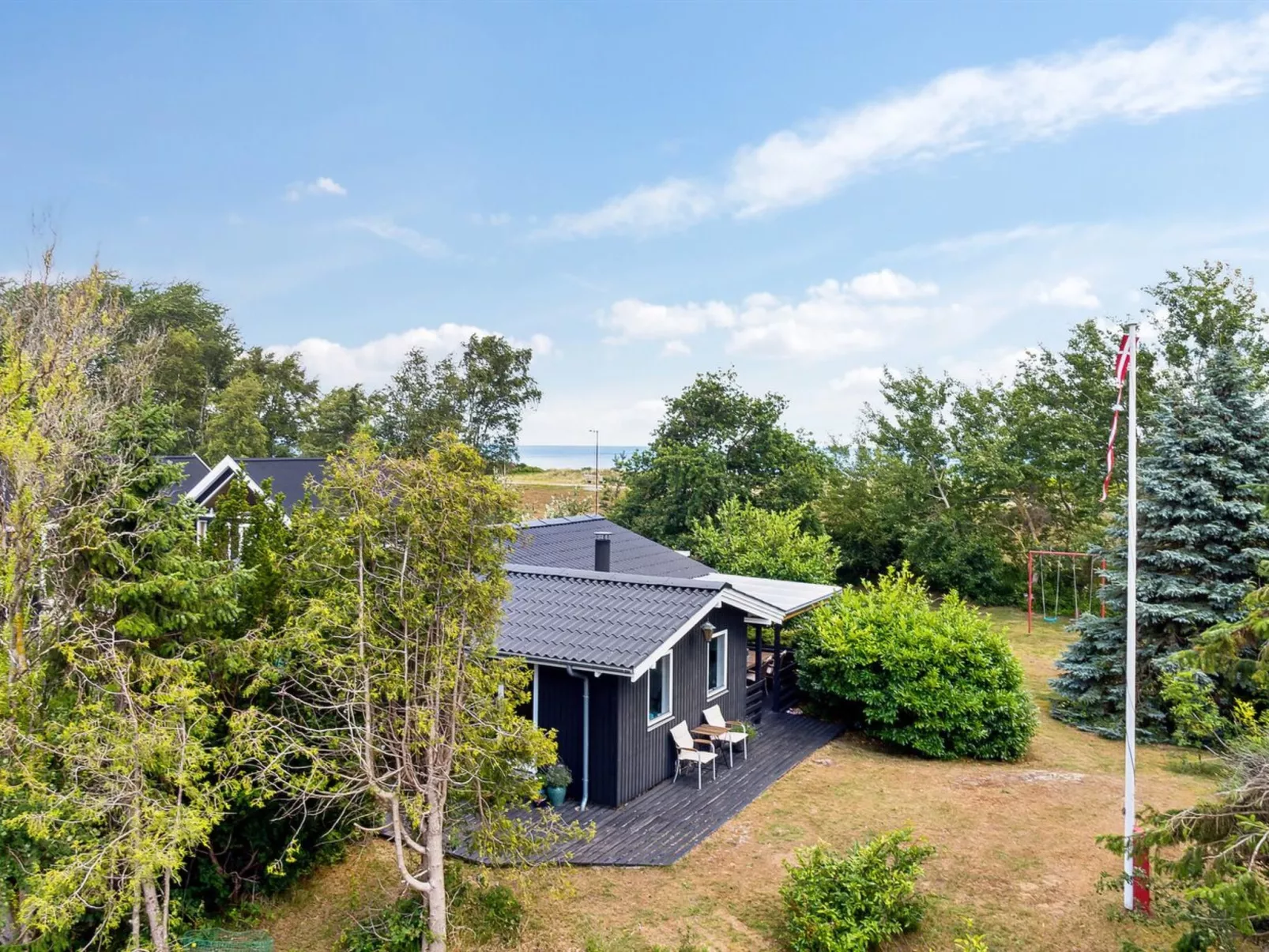 "Margit" - 10m from the sea