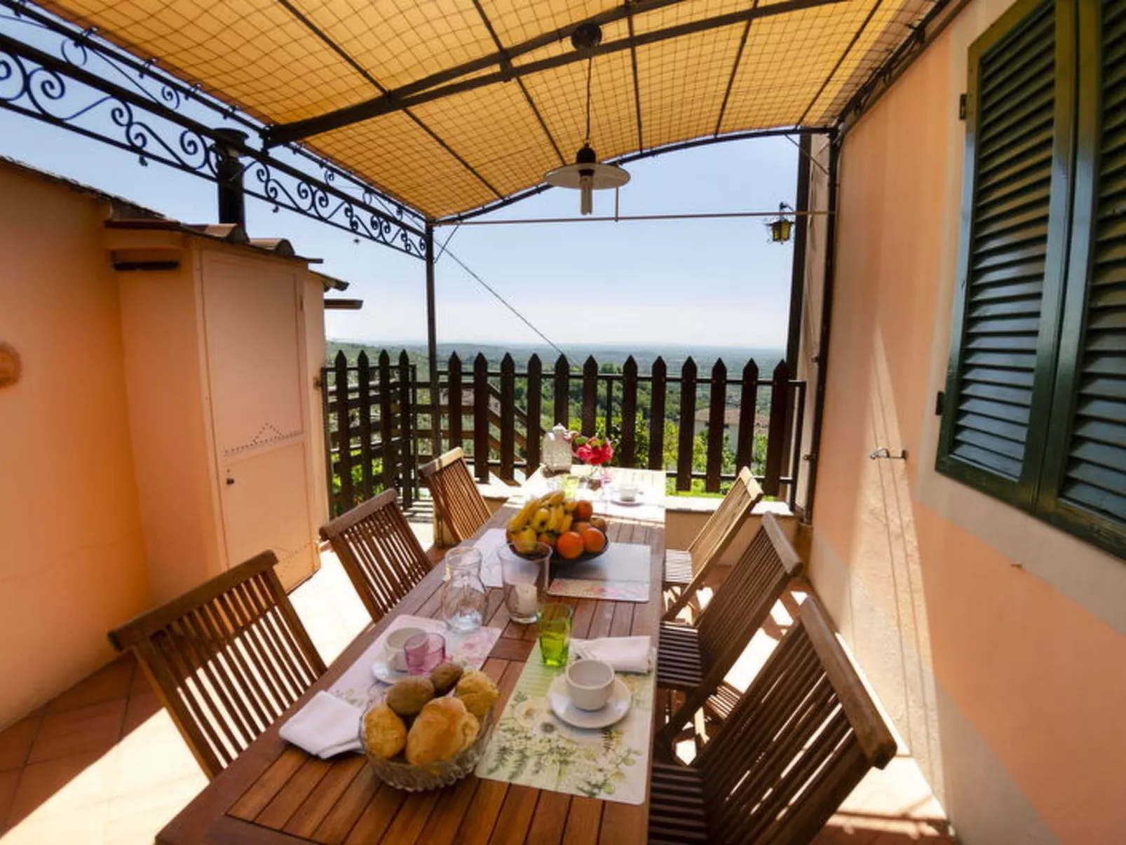 Alla Collina Del Sole