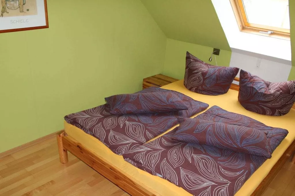 24422 - Schlafzimmer