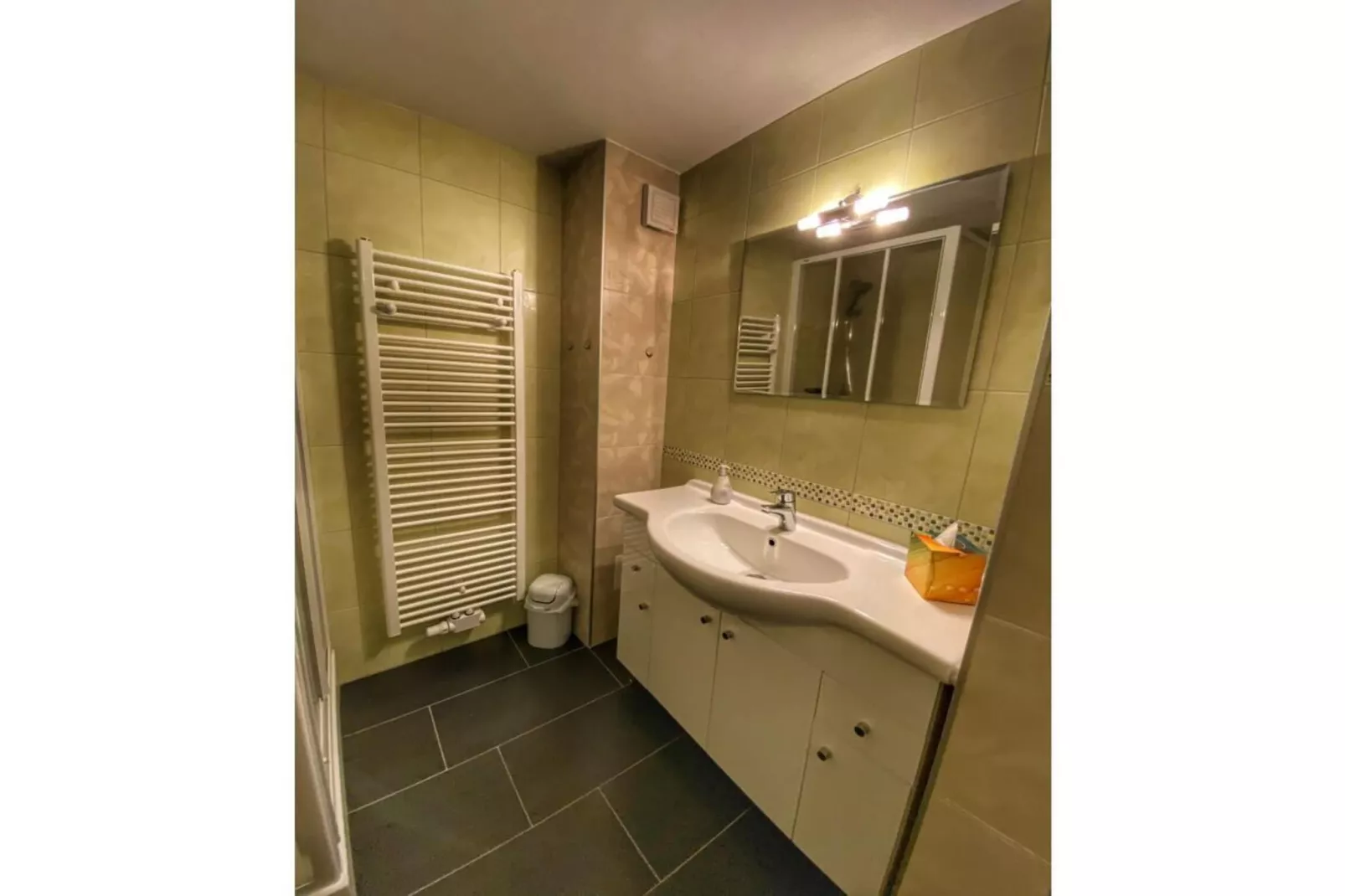 311181 - Badezimmer