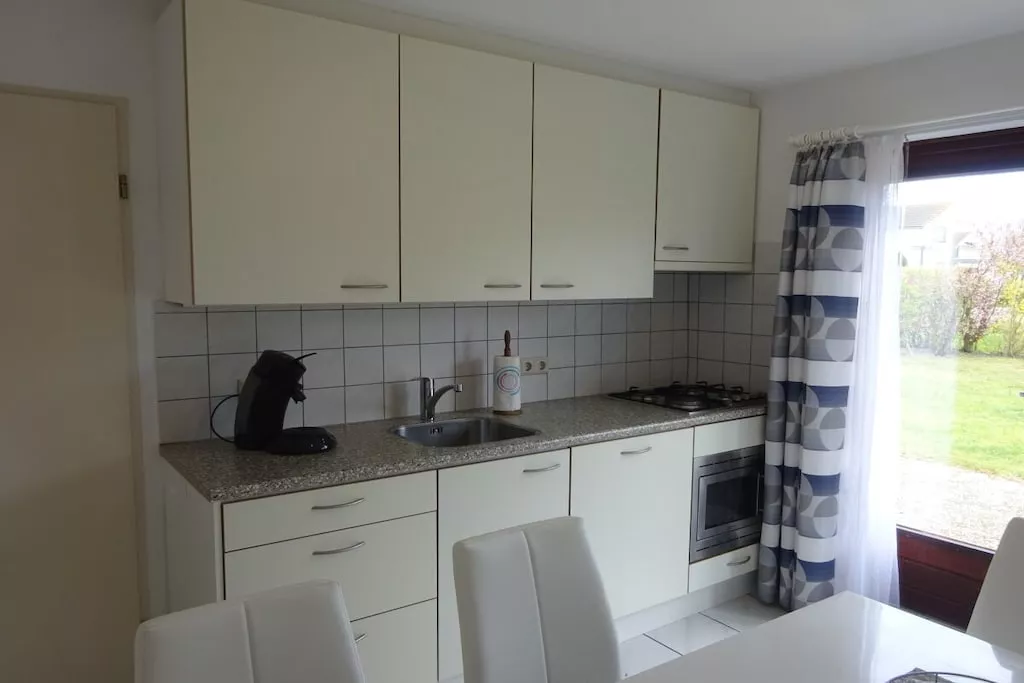 394165 - Kitchen