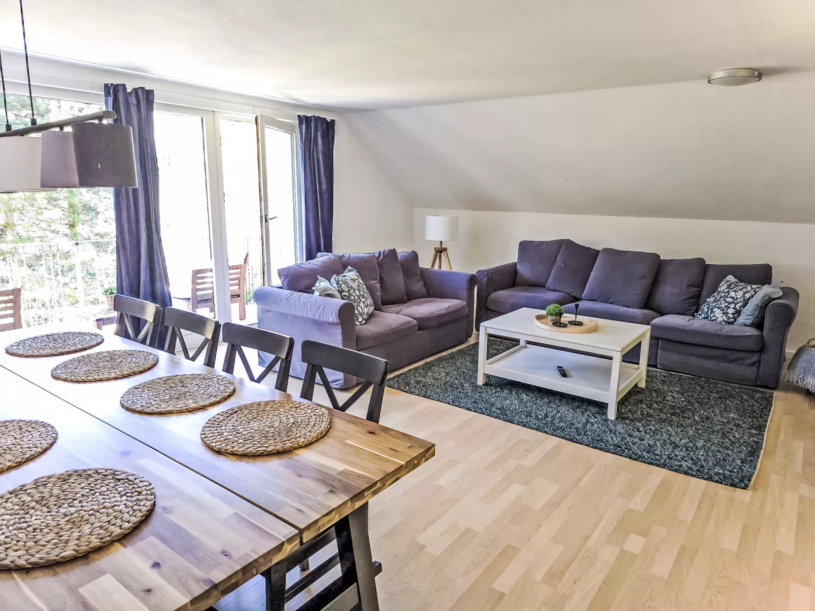 Reitstallweg - Drinnen