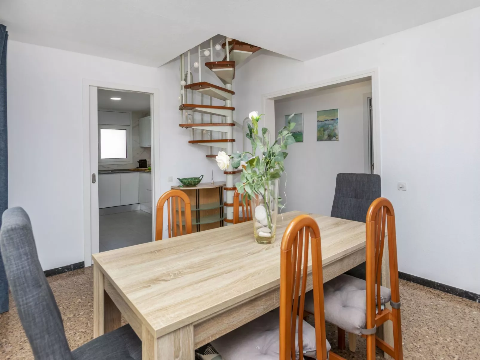 Mi Capricho - Drinnen